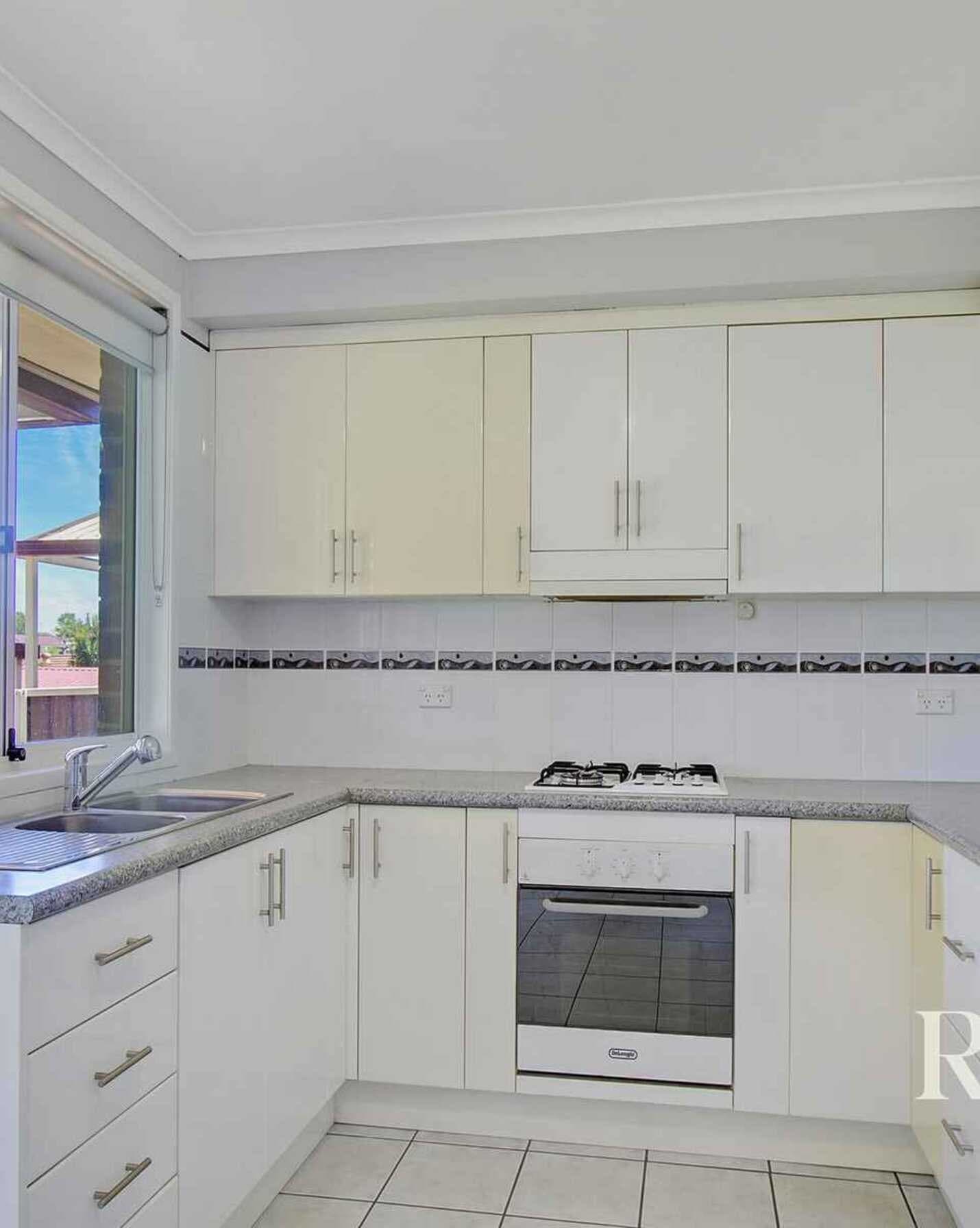 5 Kasie Place St Clair, Clair - Thumbnail 2