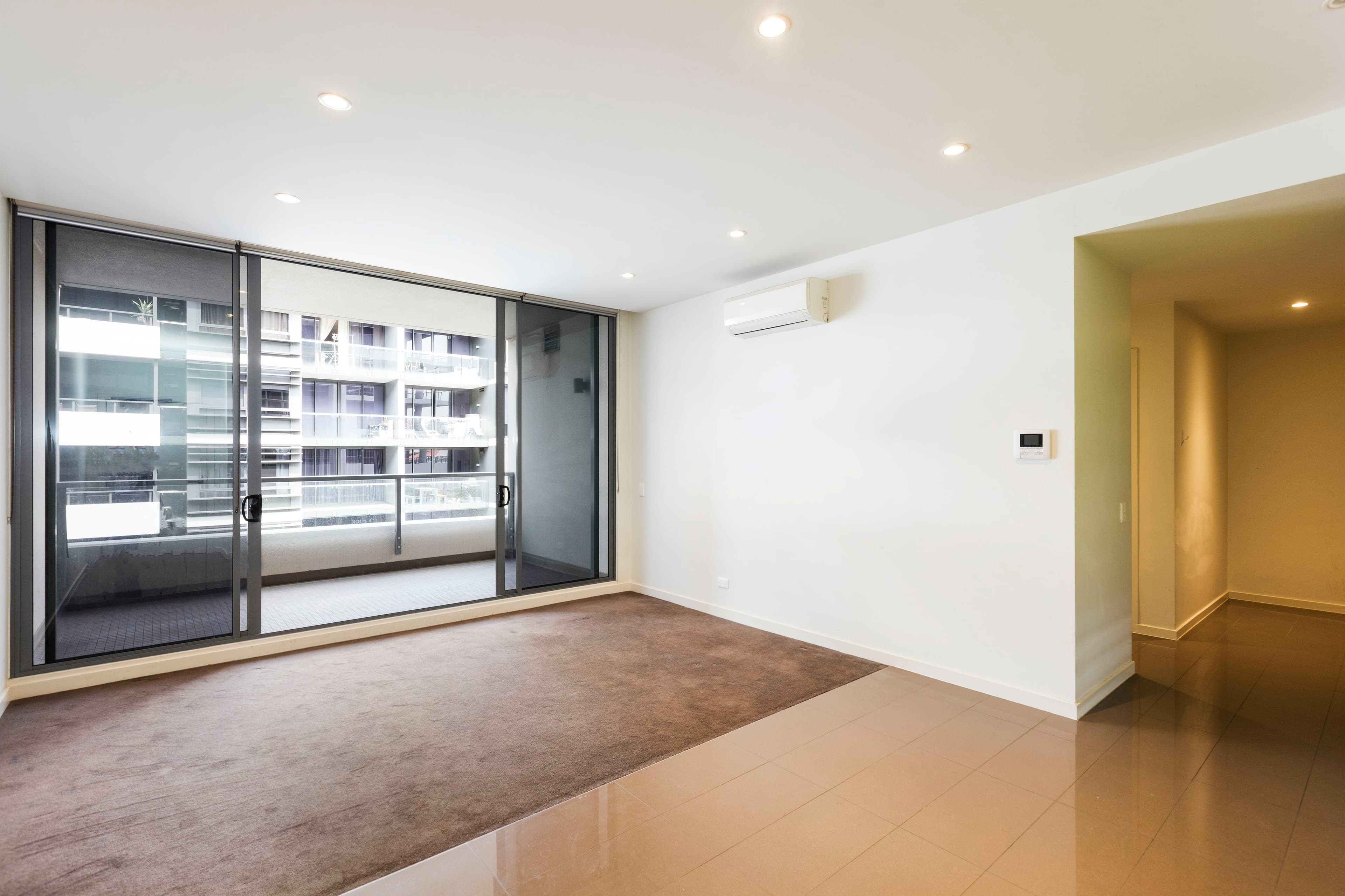 11/834 Bourke Street, Waterloo - Image 1