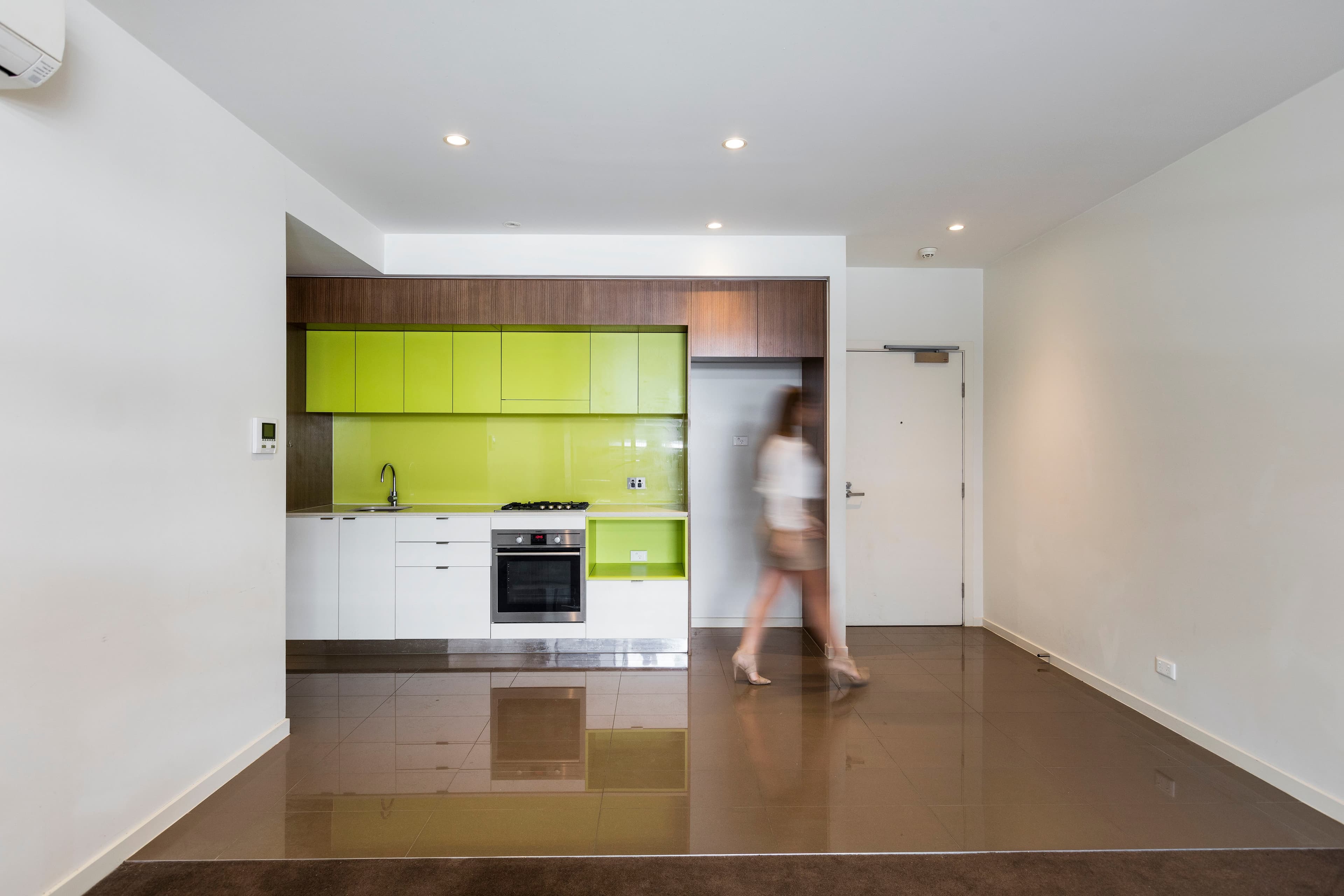 11/834 Bourke Street, Waterloo - Thumbnail 2