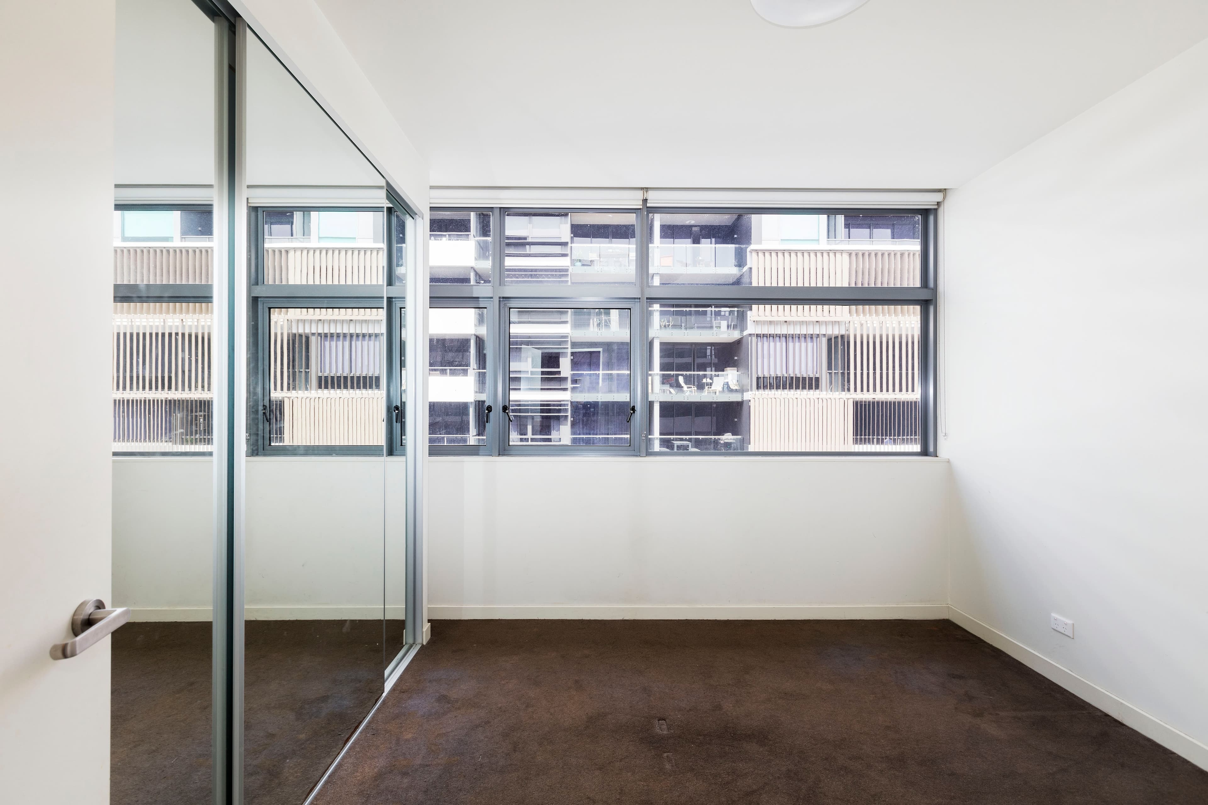 11/834 Bourke Street, Waterloo - Thumbnail 5