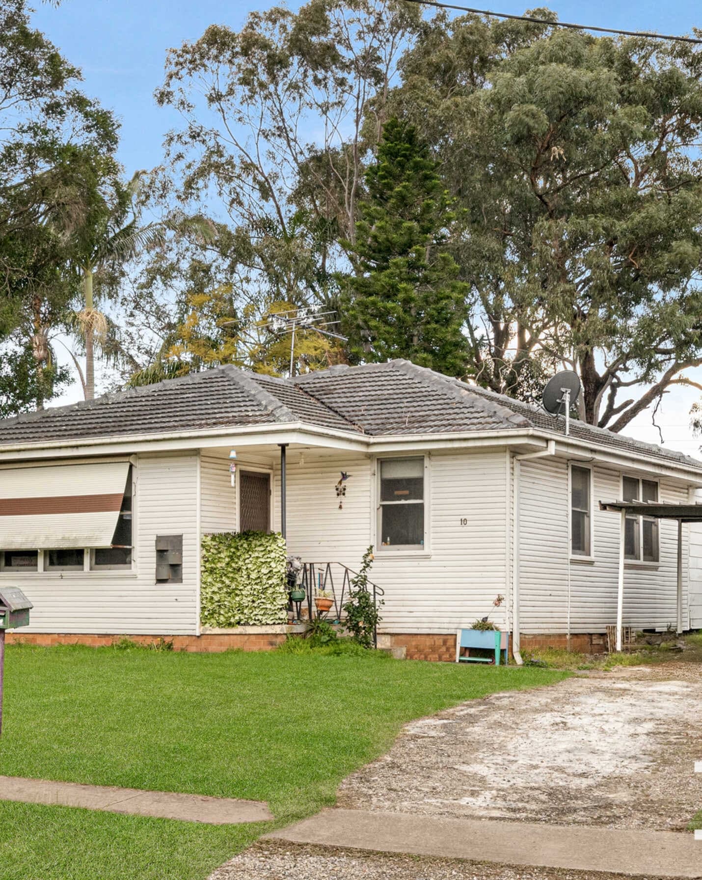 10 Cedar Crescent North St Marys, Marys - Thumbnail 2