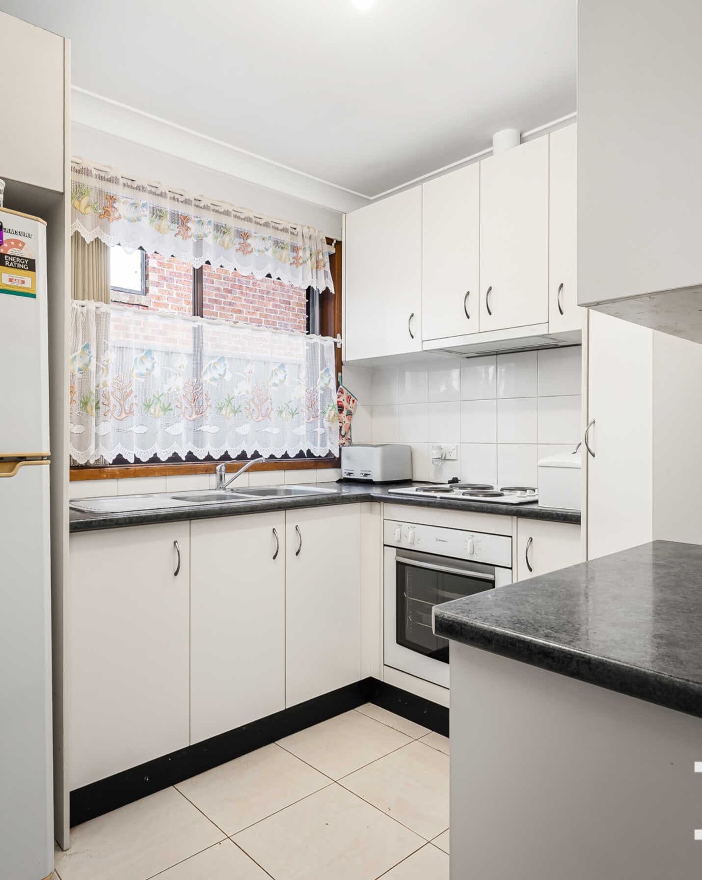 36 Explorers Way St Clair, Clair - Thumbnail 3