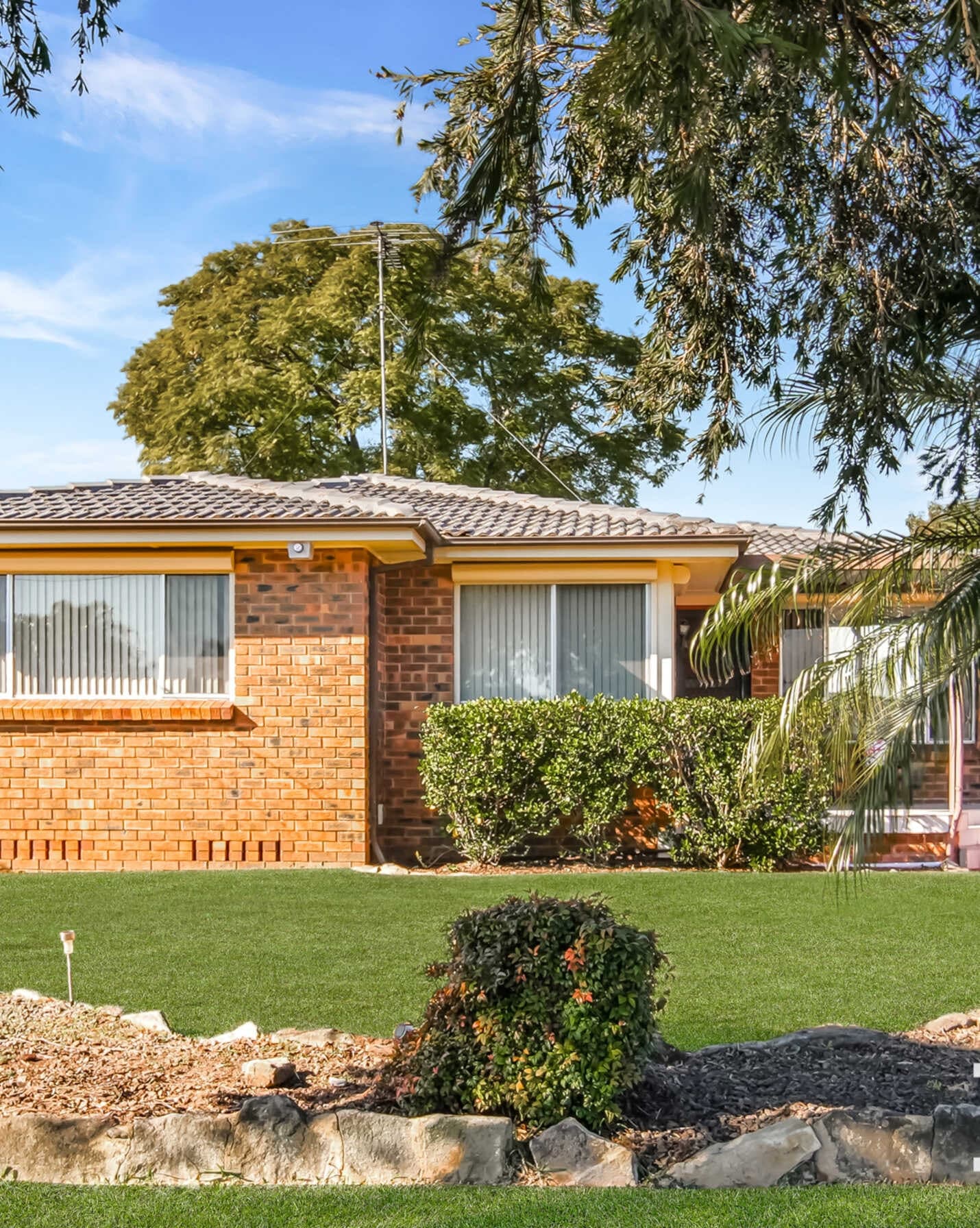 4 Melville Road St Clair, Clair - Image 1