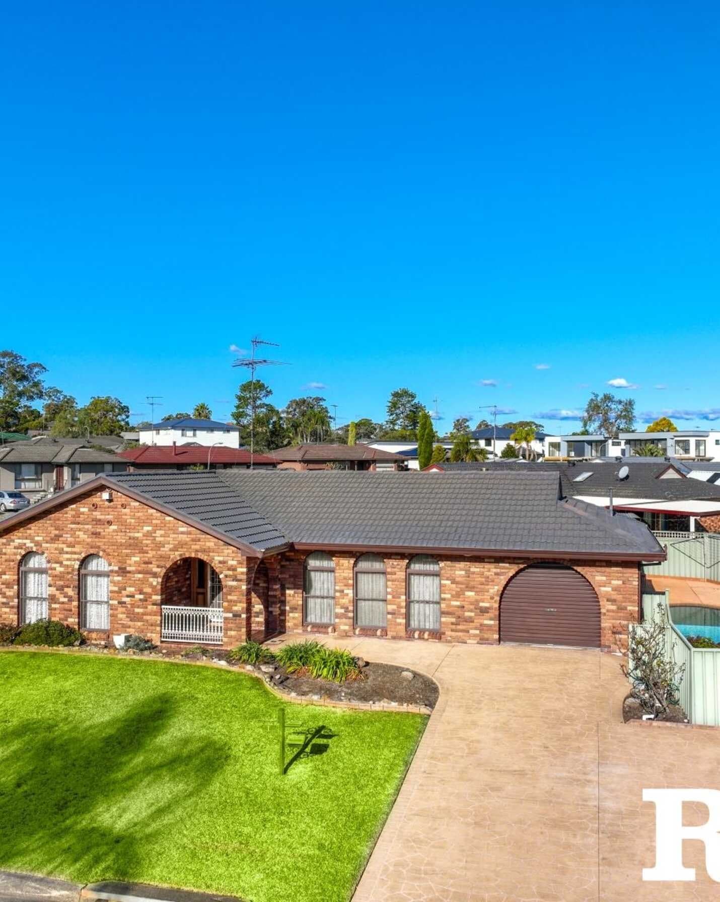 1 Tulip Place St Clair, Clair - Image 1