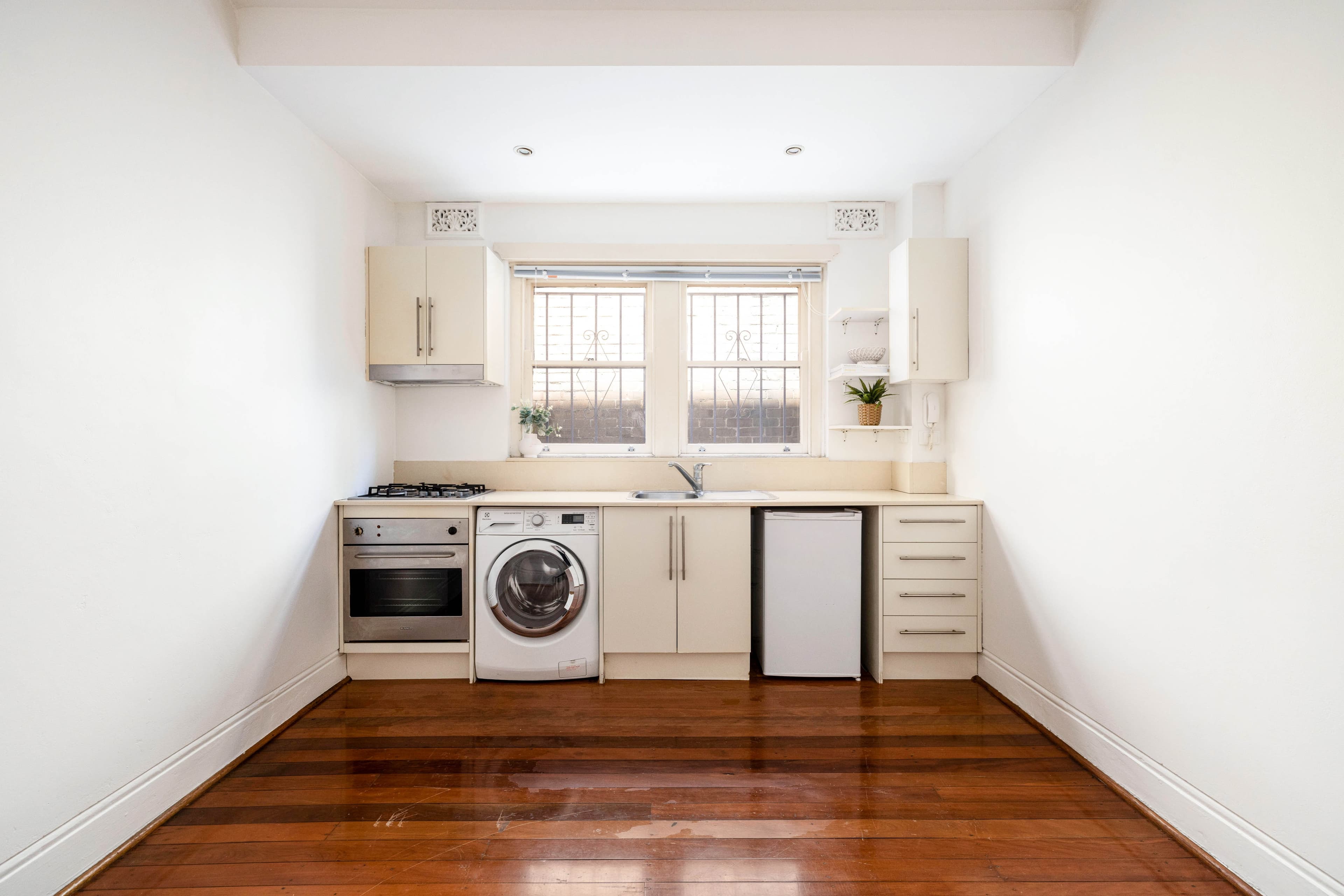 3/113 New South Head Road, Edgecliff - Thumbnail 2