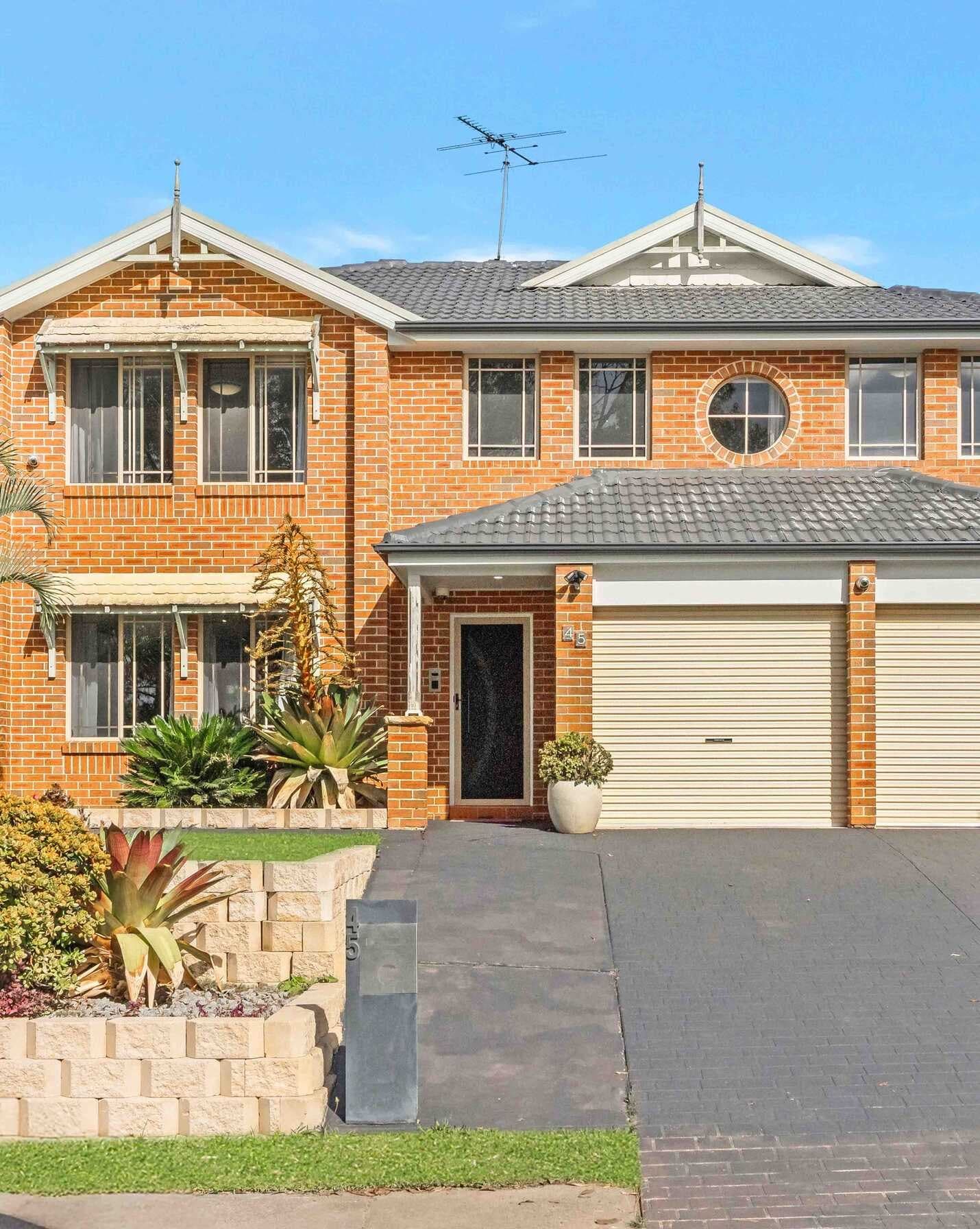 45 Taubman Drive Horningsea Park, Park - Image 1