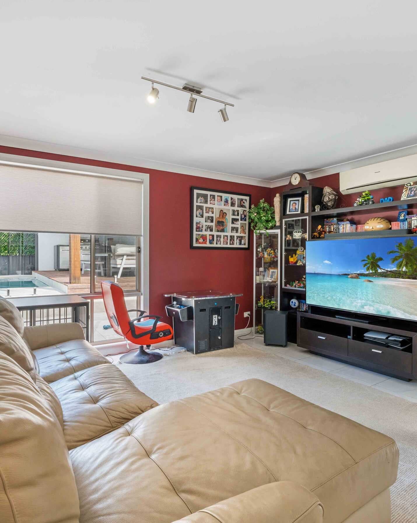 45 Taubman Drive Horningsea Park, Park - Thumbnail 2