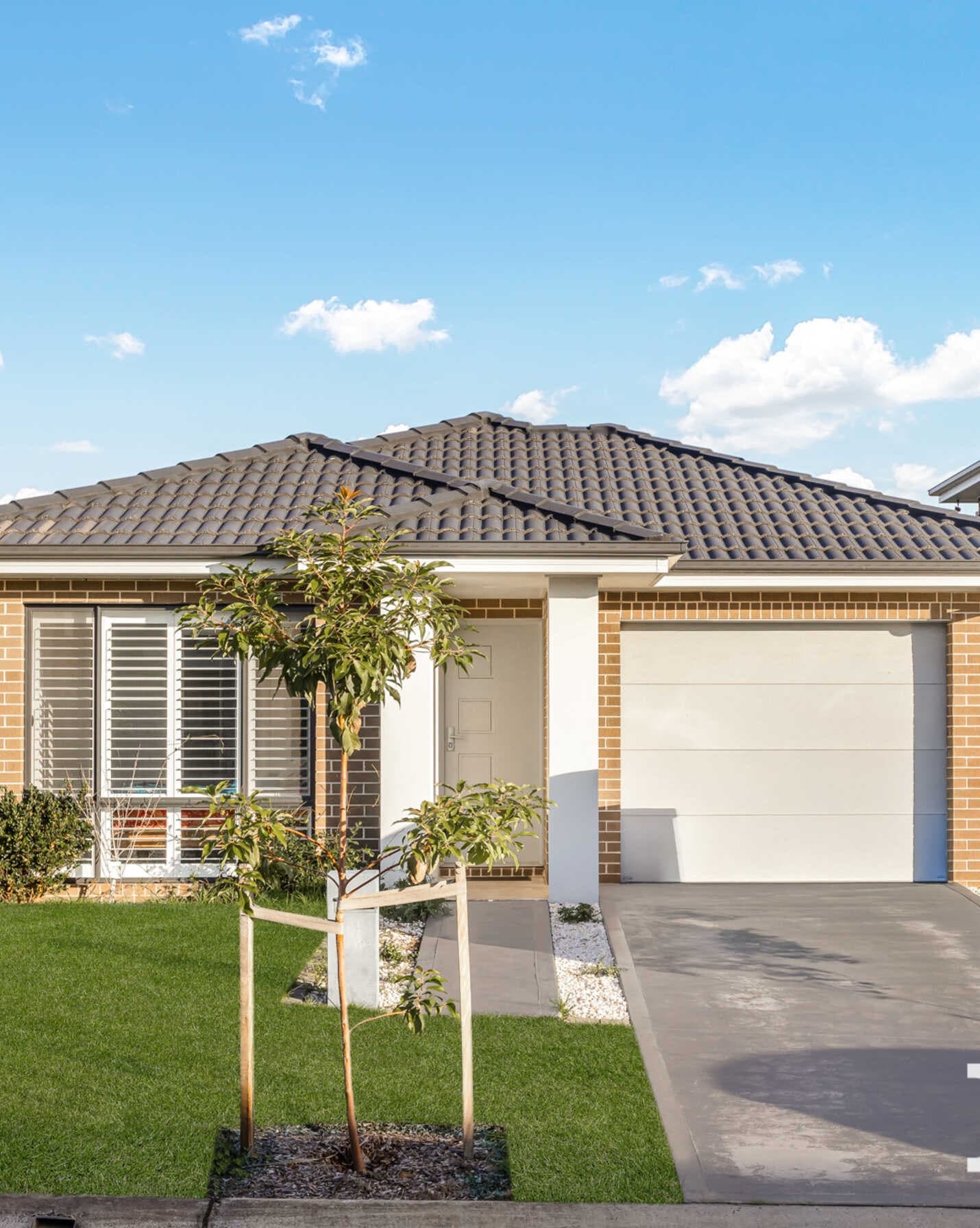 40 Sandalwood Crescent Colebee, Colebee - Image 1