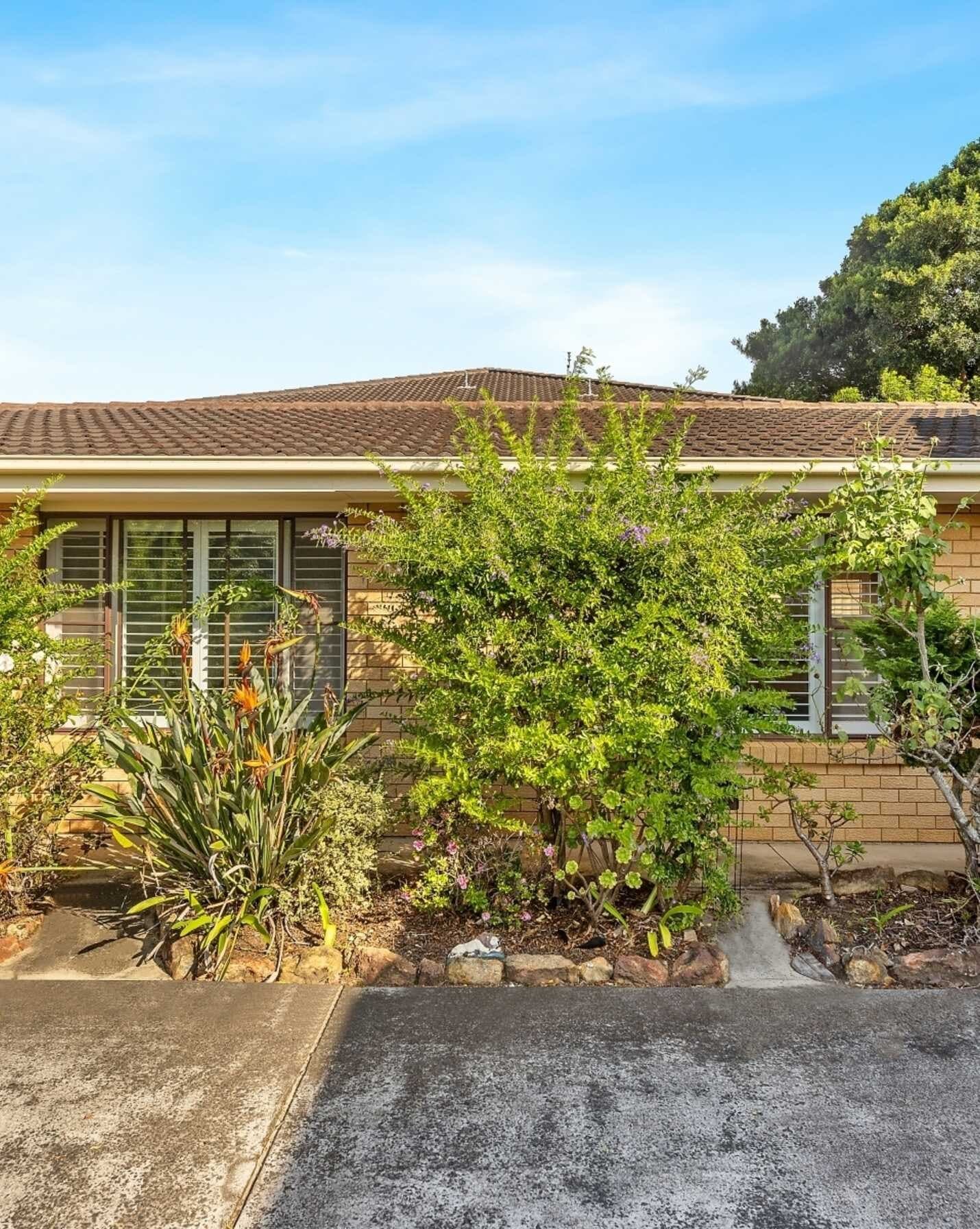 2/3 Telopea Street Booker Bay, Bay - Image 1