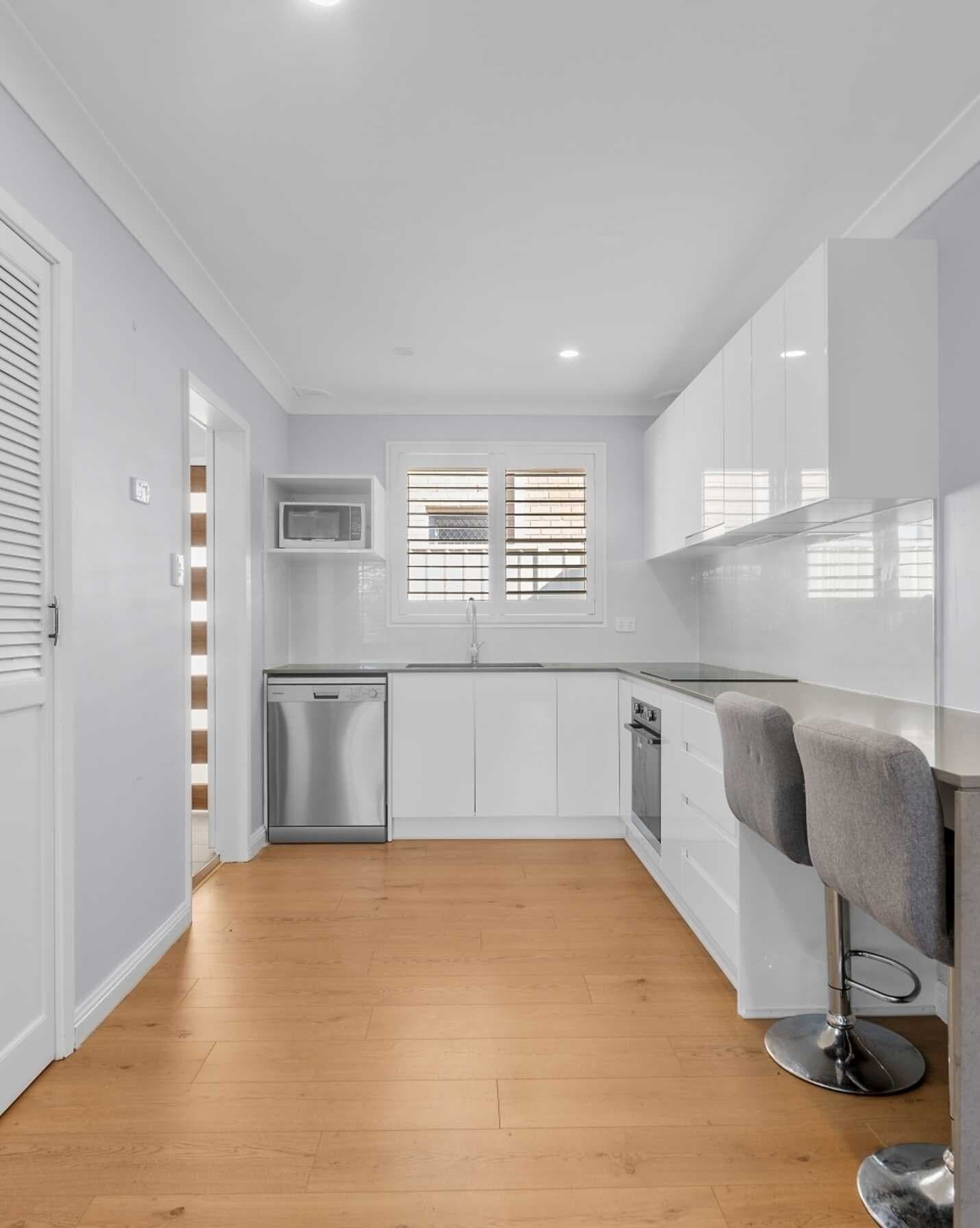 2/3 Telopea Street Booker Bay, Bay - Thumbnail 2