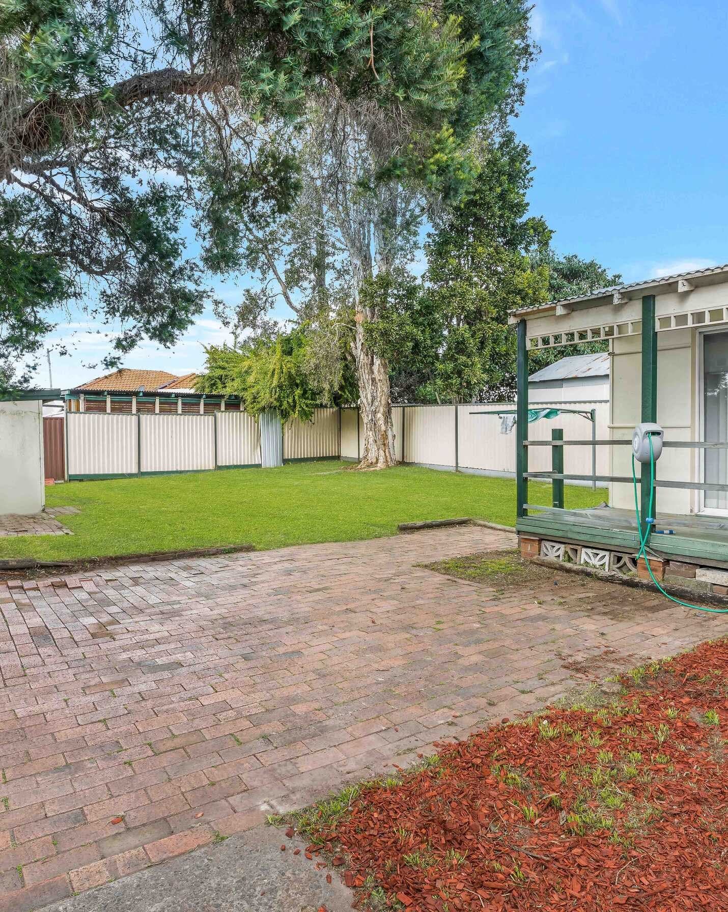 74 Moorebank Avenue Moorebank, Moorebank - Thumbnail 8
