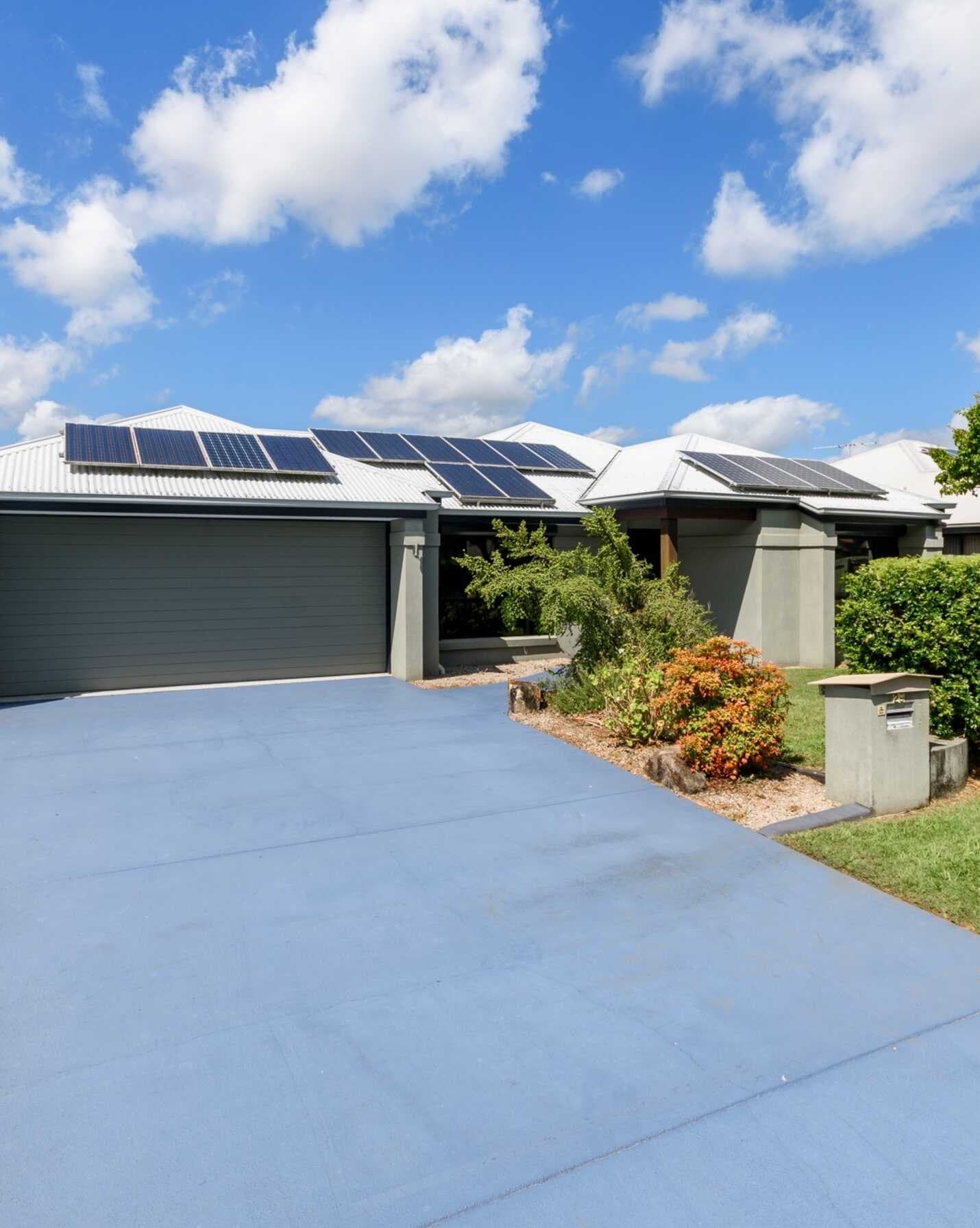 29 Fairway Court Caboolture, Caboolture - Thumbnail 3