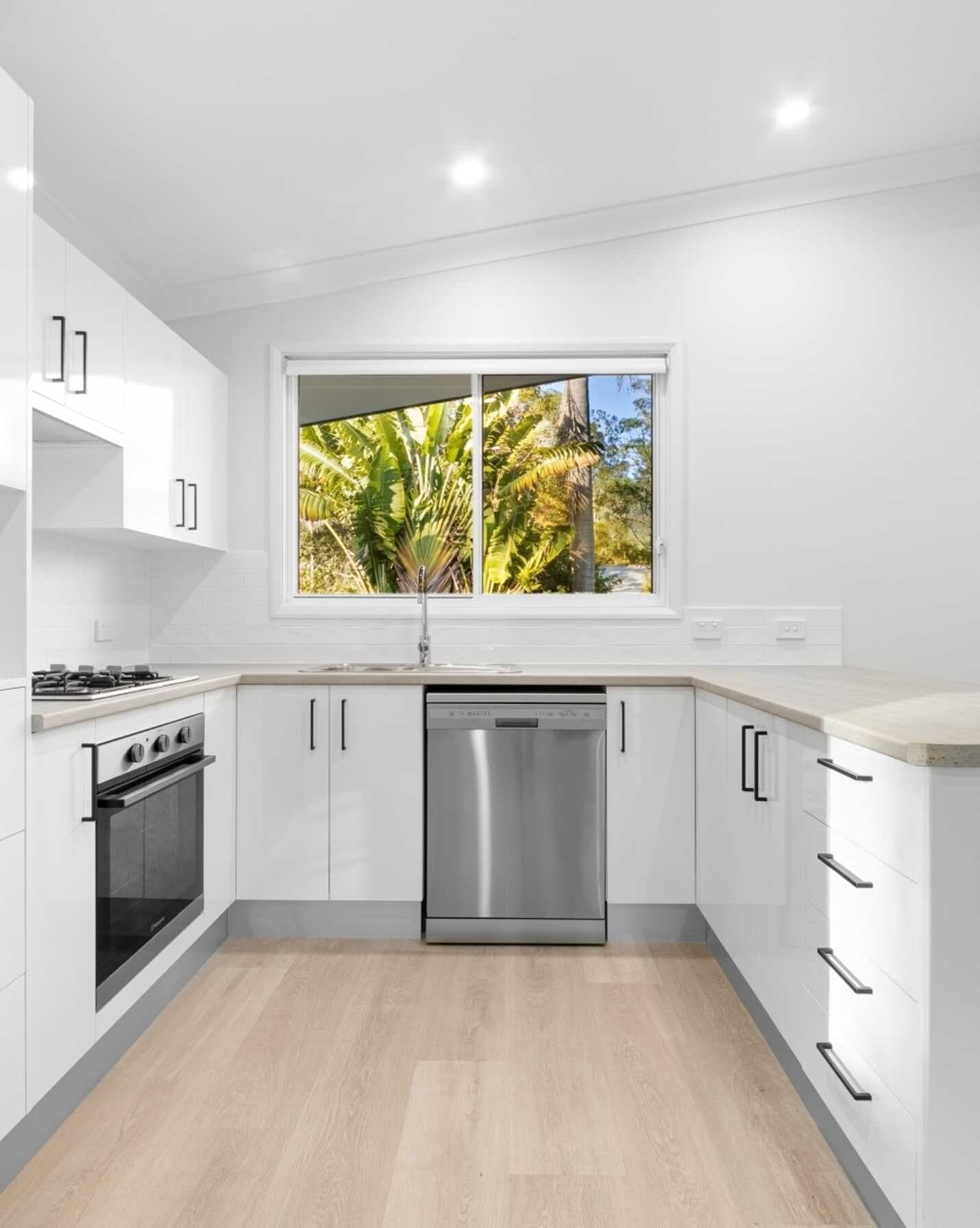 2/437 Wards Hill Road Empire Bay, Bay - Thumbnail 2