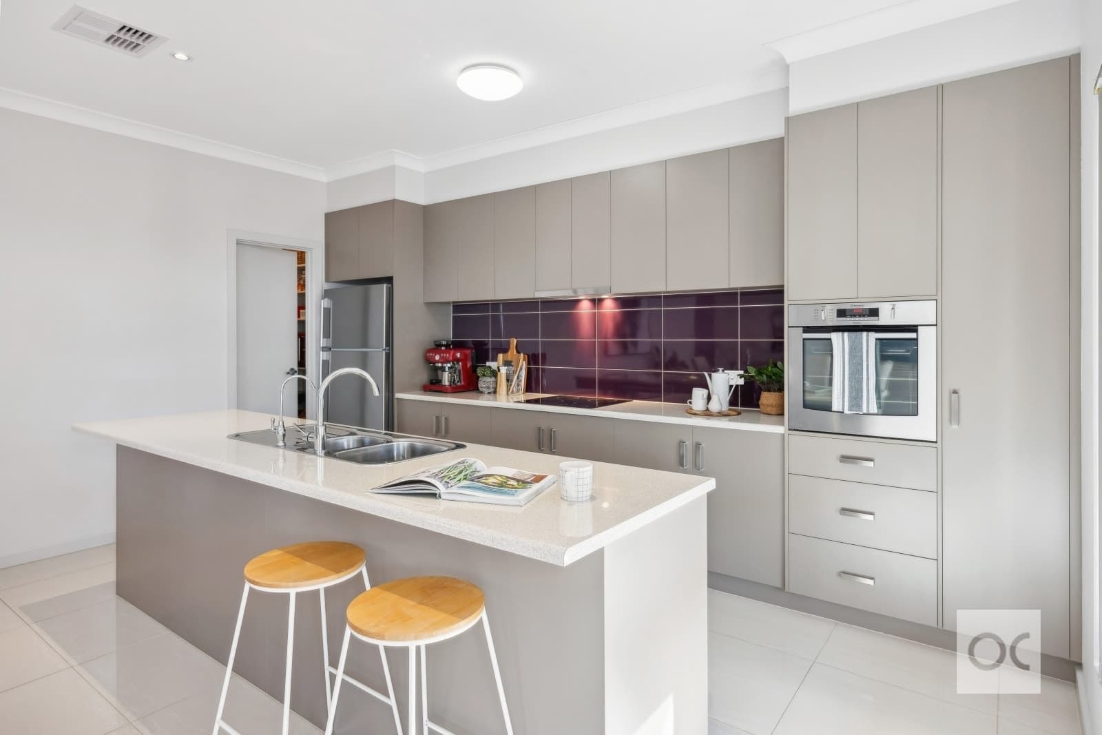 17 St Martins Court, Woodcroft - Thumbnail 3