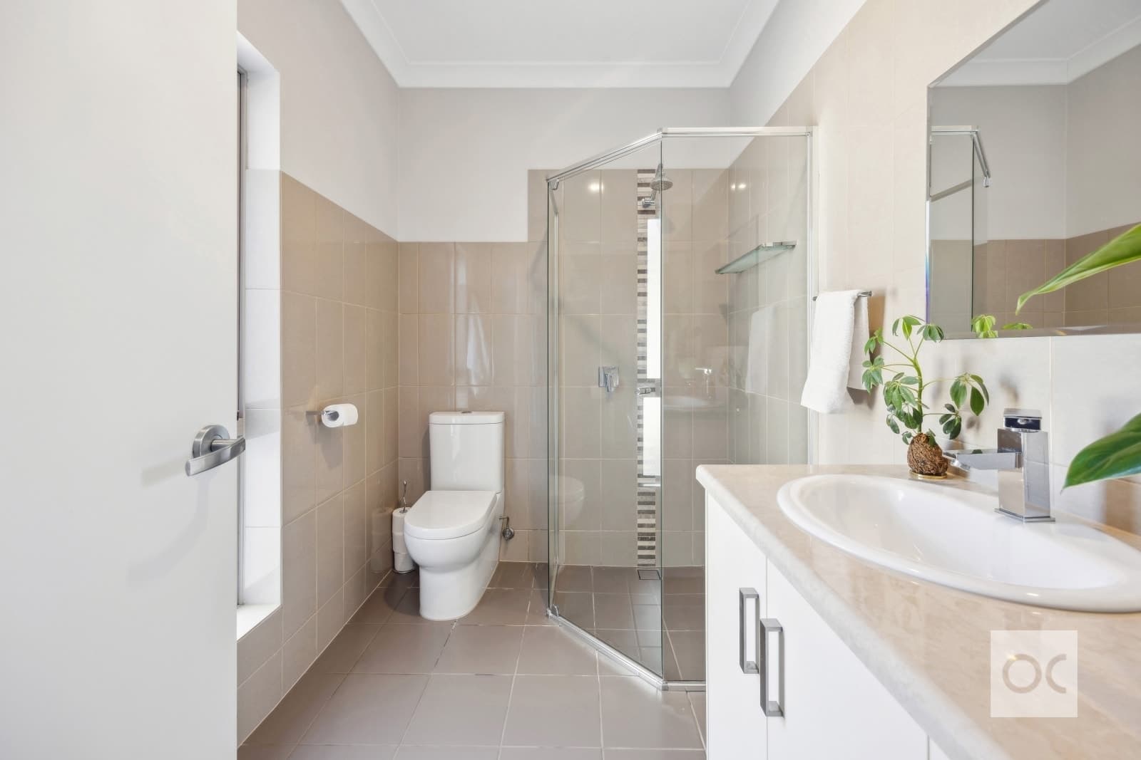 17 St Martins Court, Woodcroft - Thumbnail 8