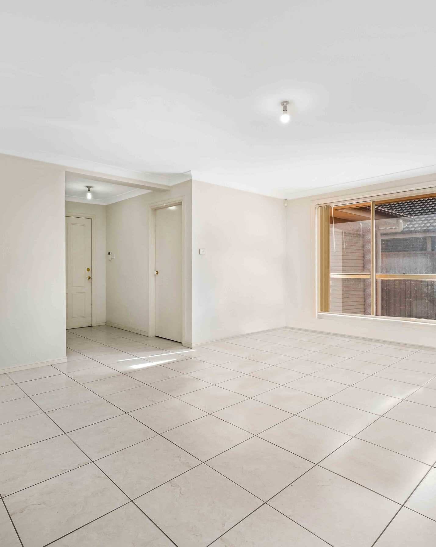 21 Bangalow Place Hoxton Park, Park - Thumbnail 2