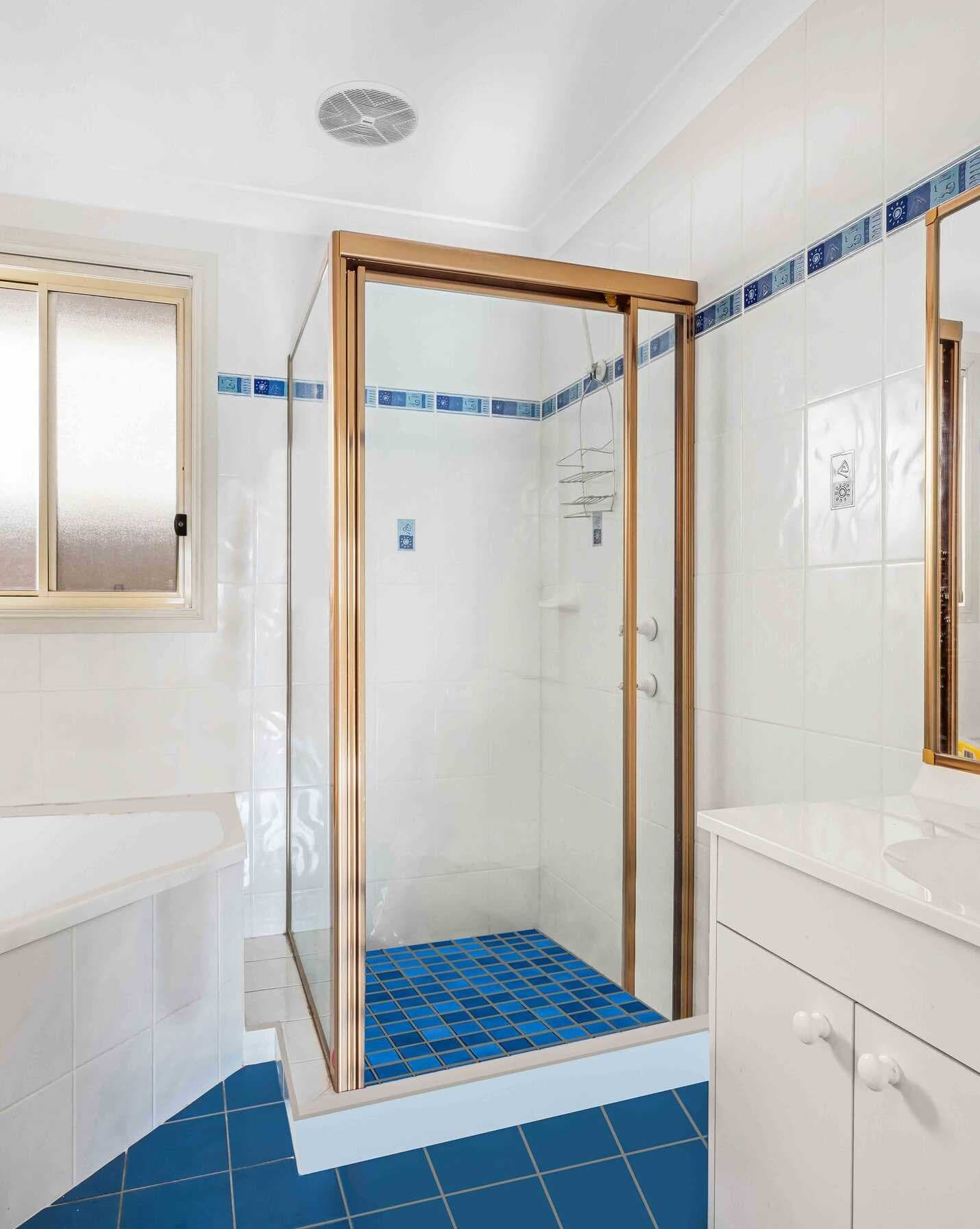 21 Bangalow Place Hoxton Park, Park - Thumbnail 5