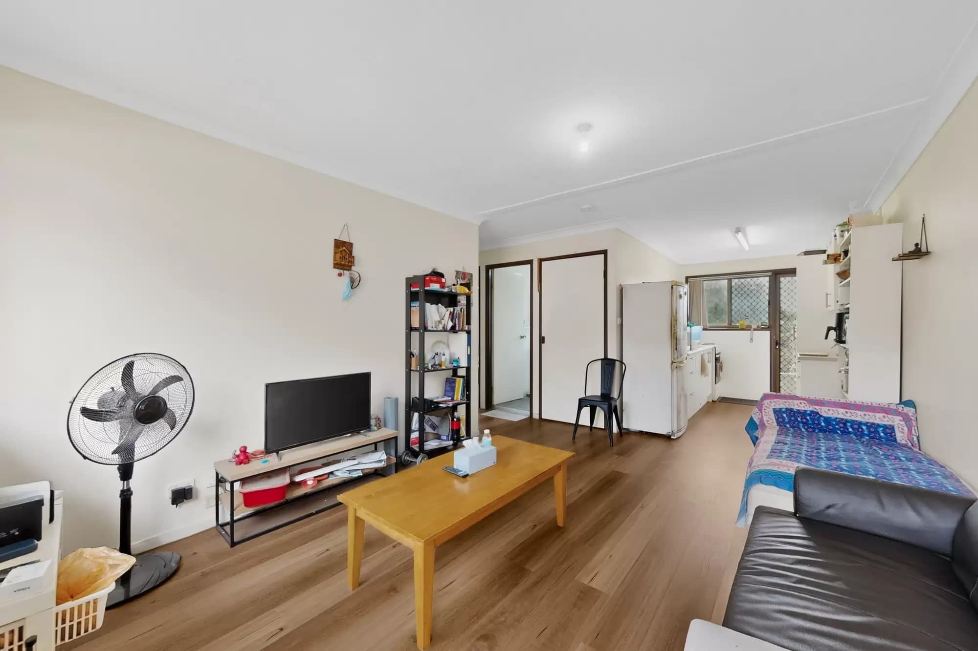 4/10 North Road, Woodridge, Woodridge - Thumbnail 2