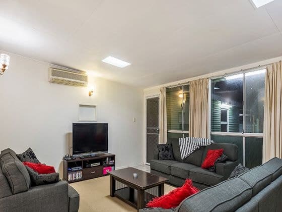 26 Brockhouse St Upper Mount Gravatt QLD 4122, Upper Mount Gravatt - Thumbnail 2