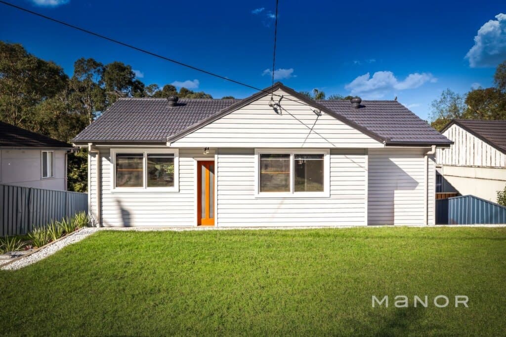 65 Moffatt Drive Lalor Park, 65 Moffatt Drive Lalor Park - Thumbnail 3