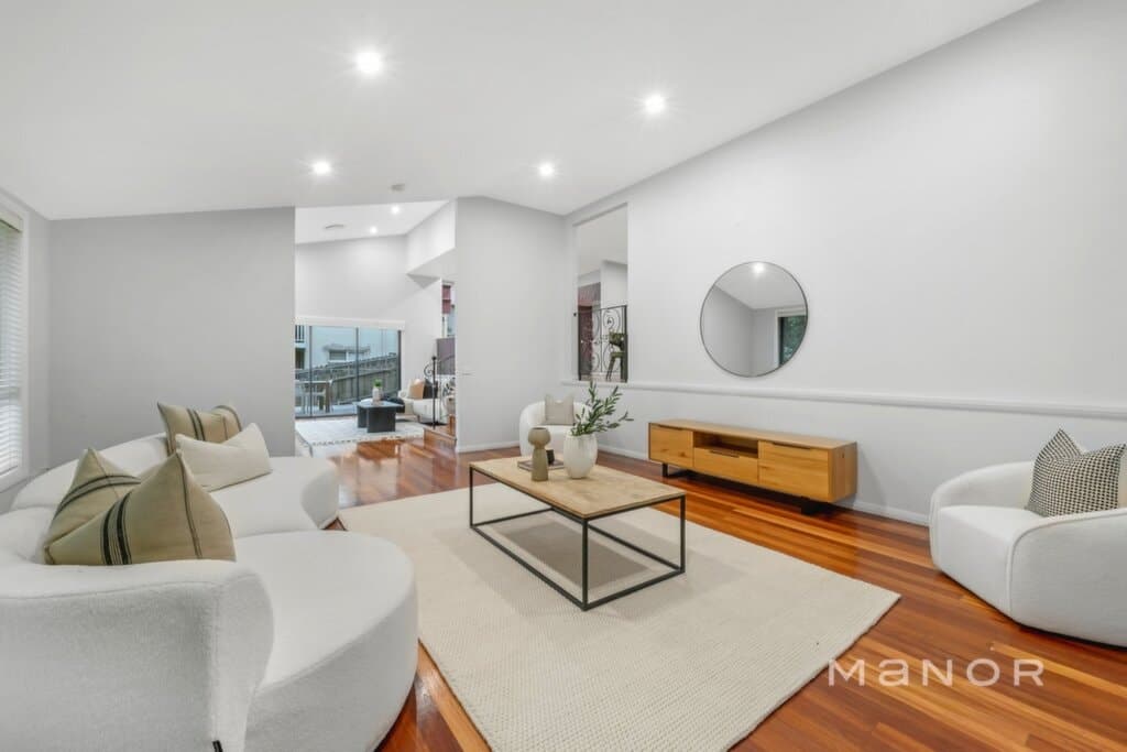 19 Cleveland Close Rouse Hill, Rouse Hill - Thumbnail 3