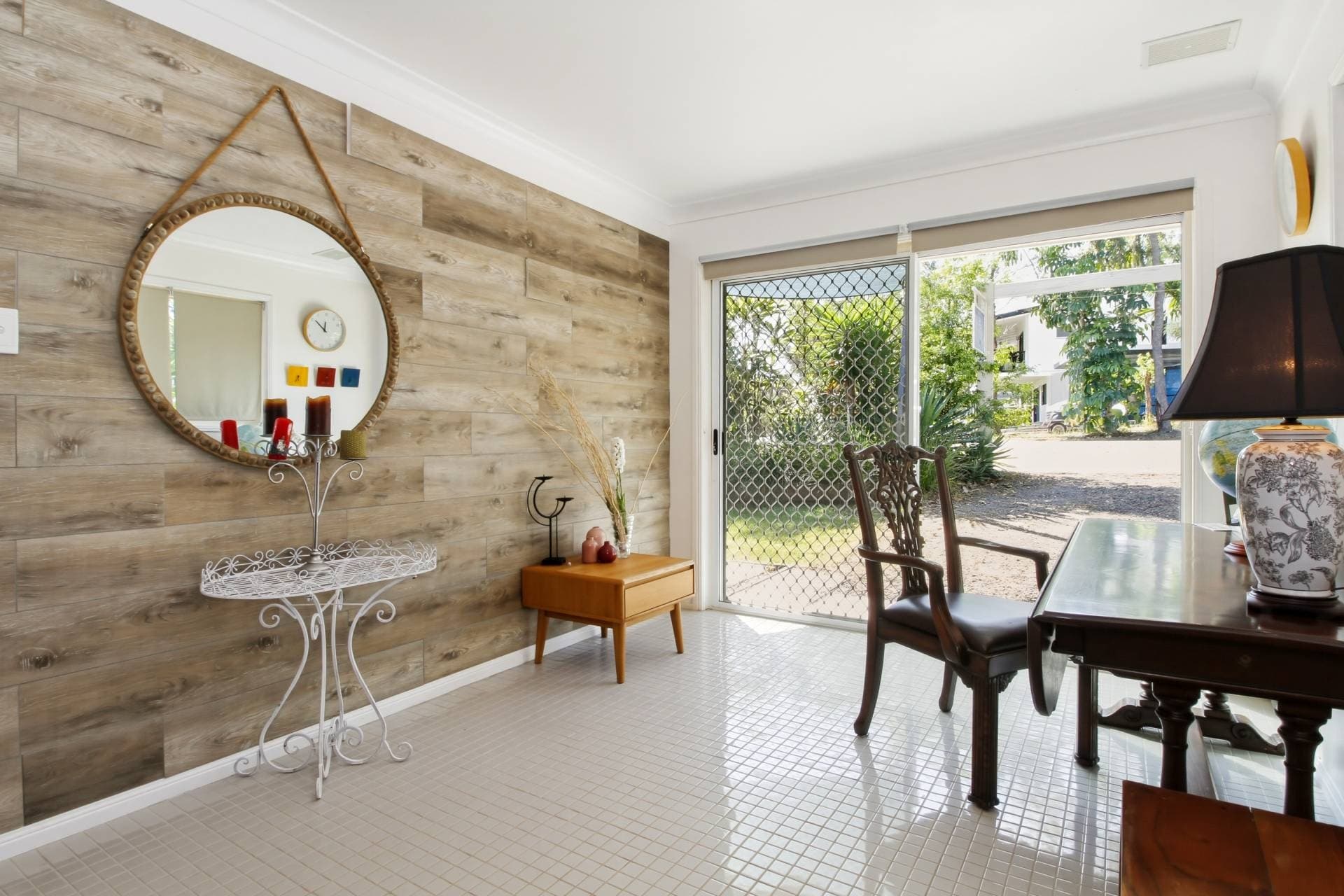 16 Calm Waters Crescent, Macleay Island, Macleay Island - Thumbnail 5
