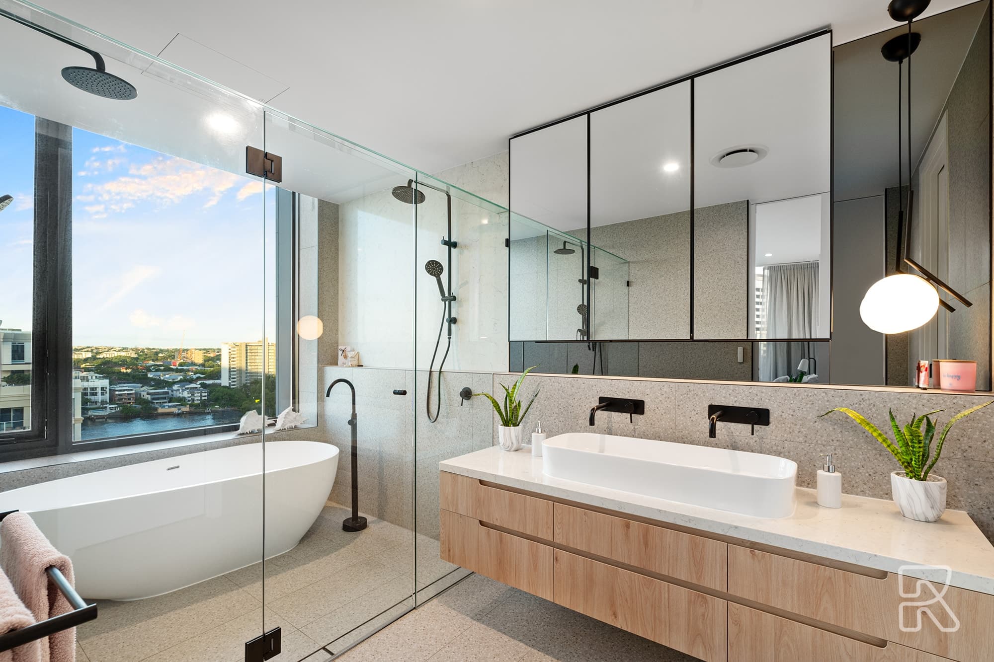 701/20 Castlebar Street, Kangaroo Point - Thumbnail 4