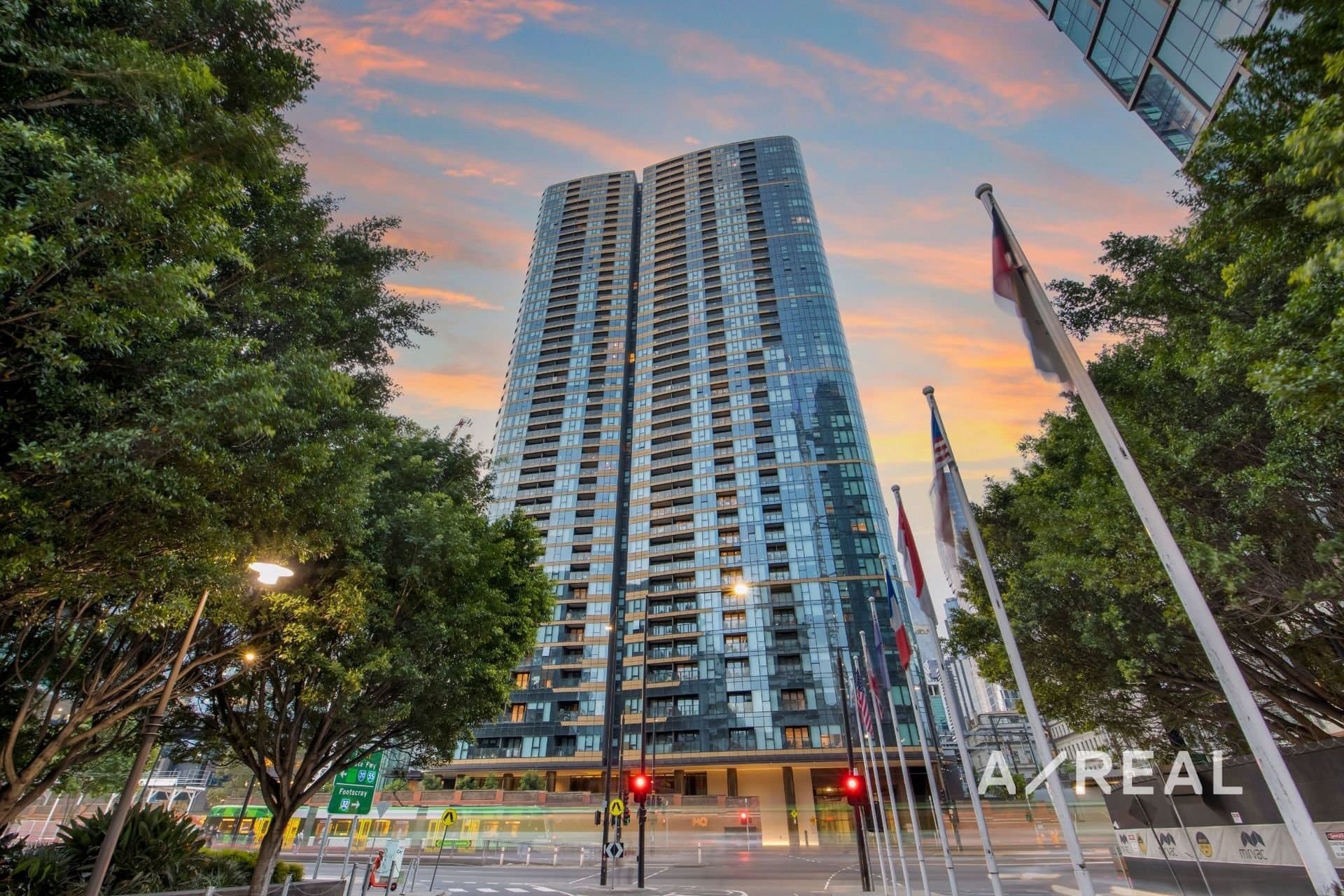 2513/628 Flinders Street, Docklands VIC 3008, Docklands - Image 1