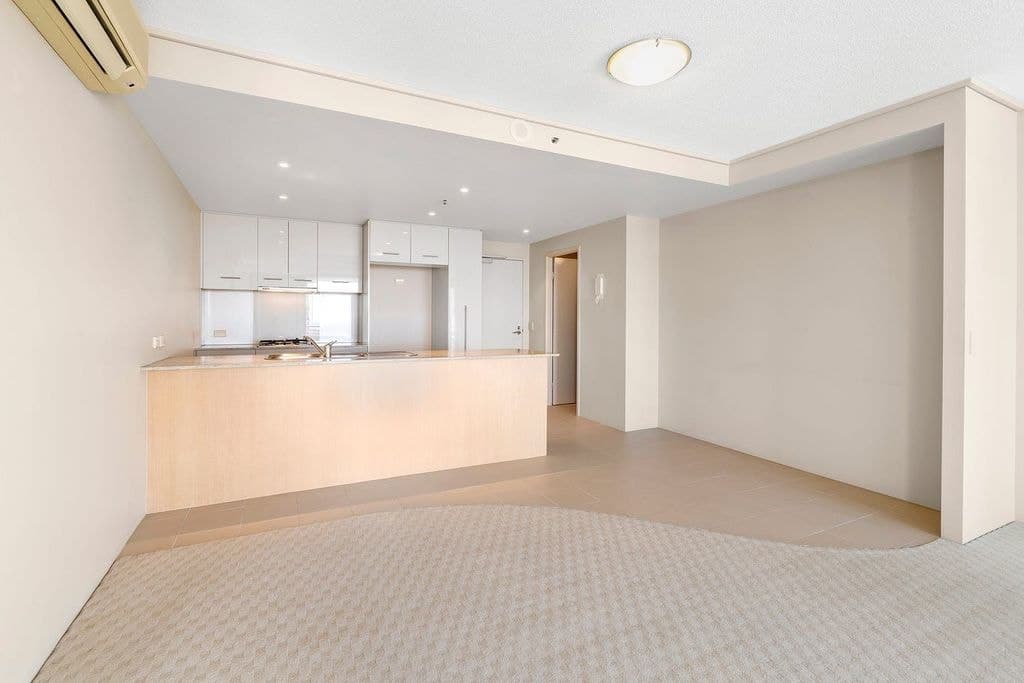 121/105 Scarborough Street, Southport - Thumbnail 6