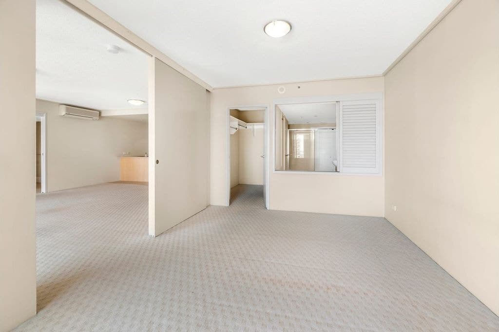 121/105 Scarborough Street, Southport - Thumbnail 7