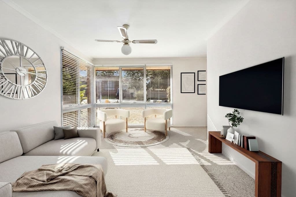 9 Huxley Drive, Horsley - Thumbnail 2