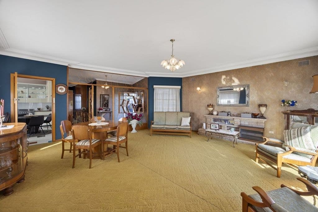 5 Rainbow Crescent, Kingsgrove - Thumbnail 4