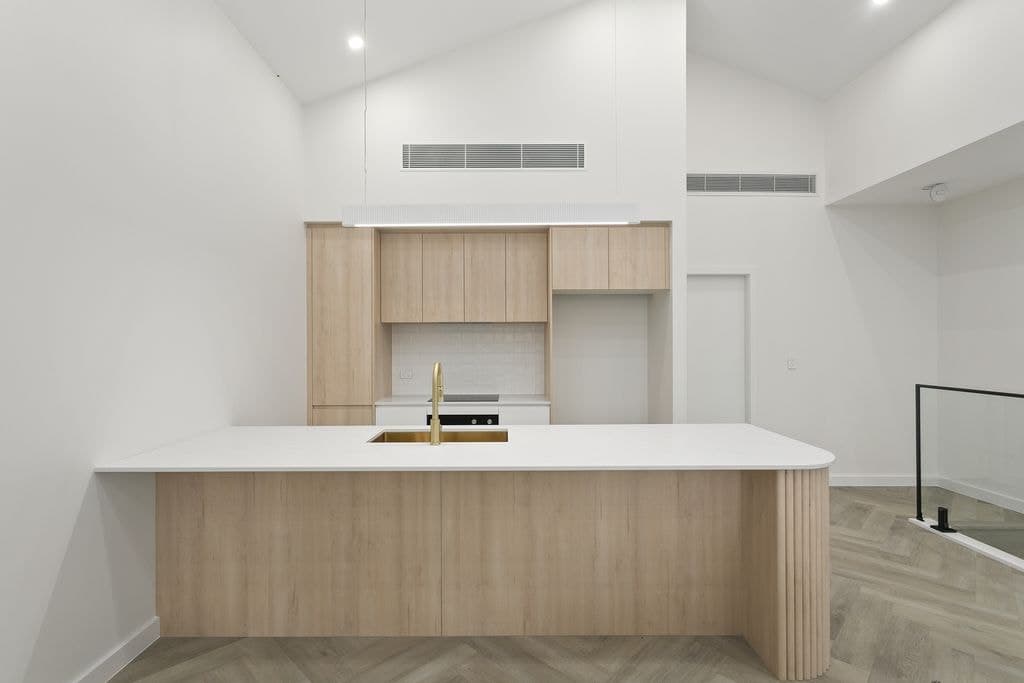 8 Newton Crescent, Oak Flats - Thumbnail 6