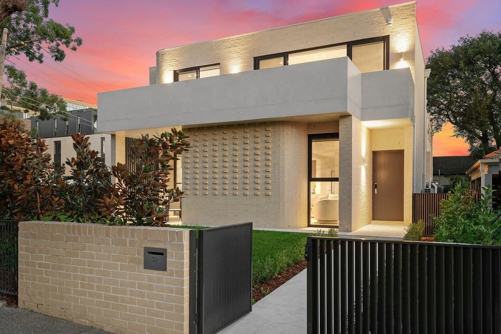 32 Artarmon Road, Willoughby - Image 1