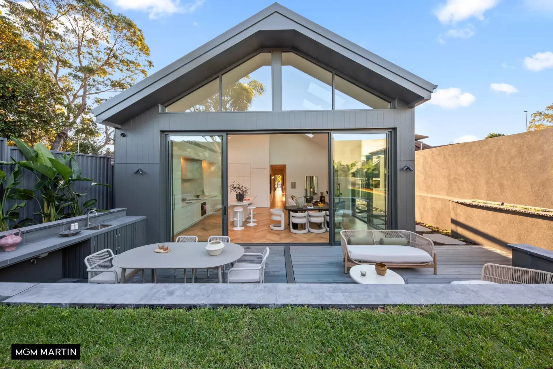 98 Vernon Avenue, Eastlakes - Thumbnail 2