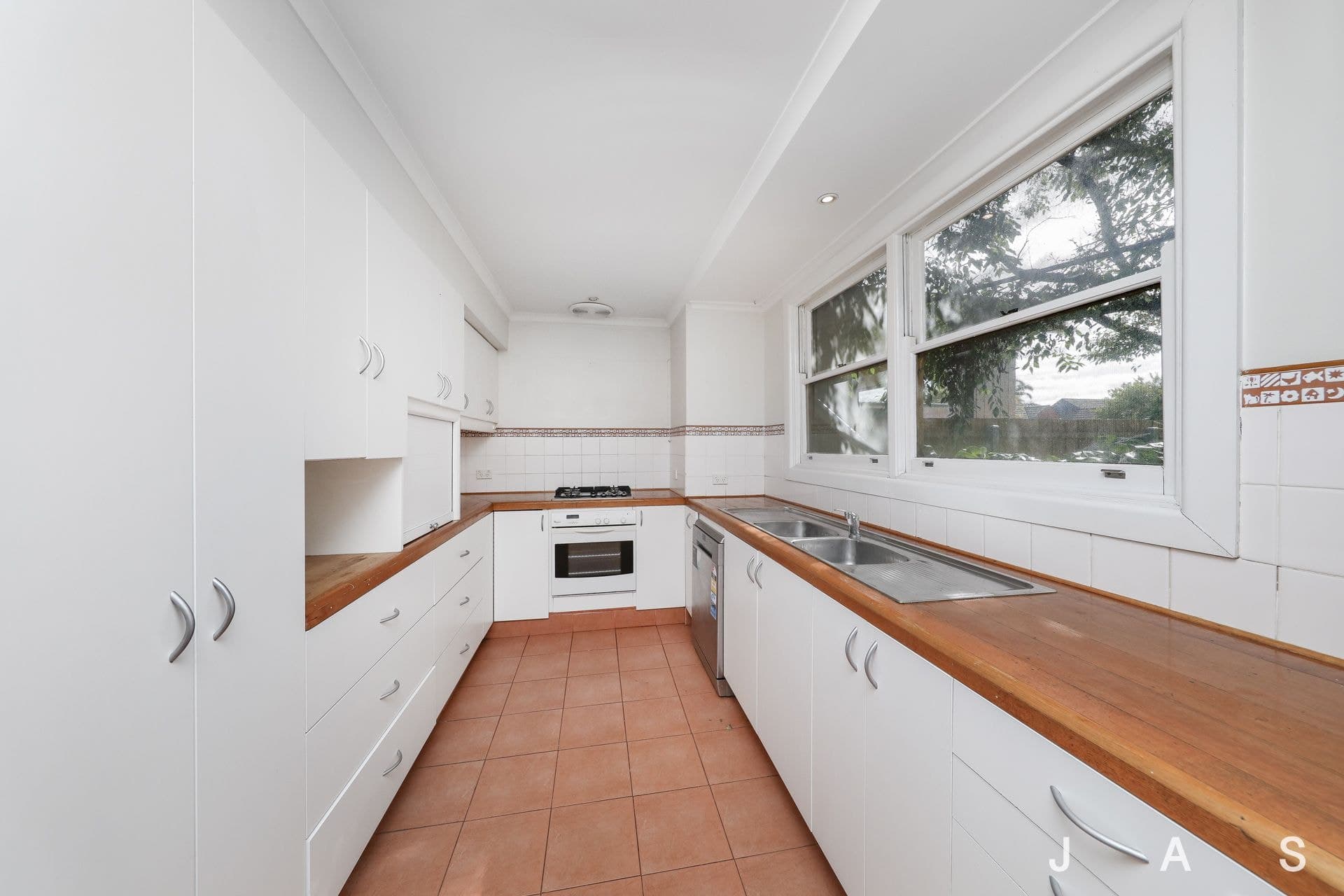 49 Elphinstone Street West Footscray VIC, West Footscray - Thumbnail 3