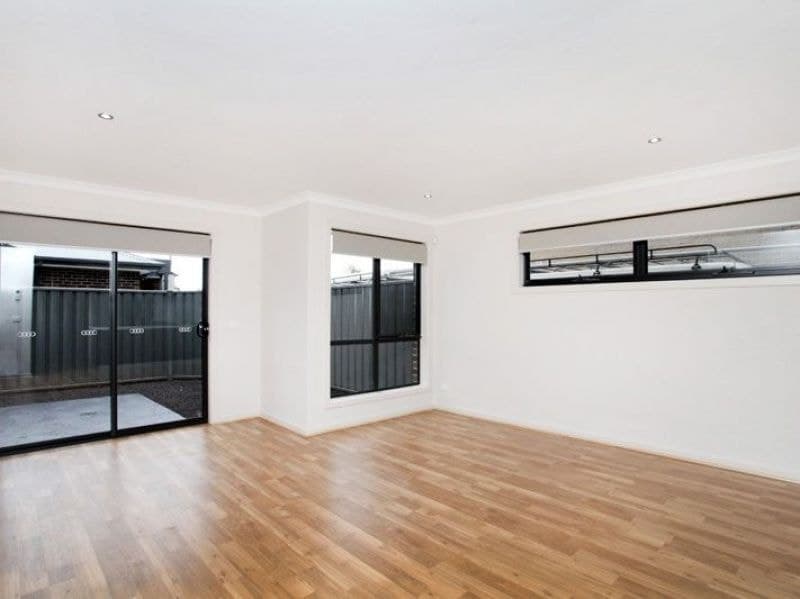2/9 Balmoral Street BRAYBROOK VIC, Braybrook - Thumbnail 4