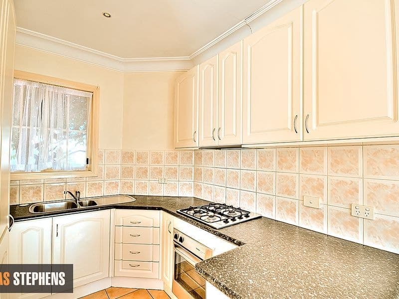 2/9 Cathcart Street Maidstone VIC, Maidstone - Thumbnail 4