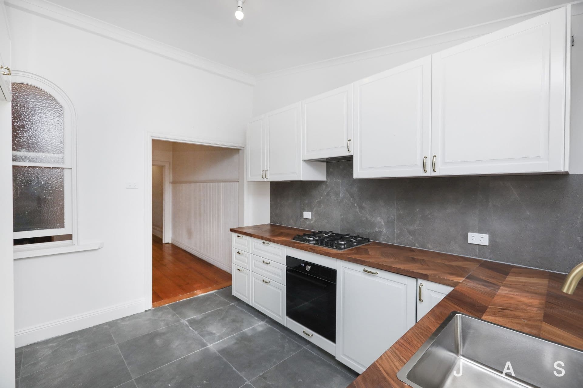 122 Cowper Street Footscray VIC, Footscray - Thumbnail 3
