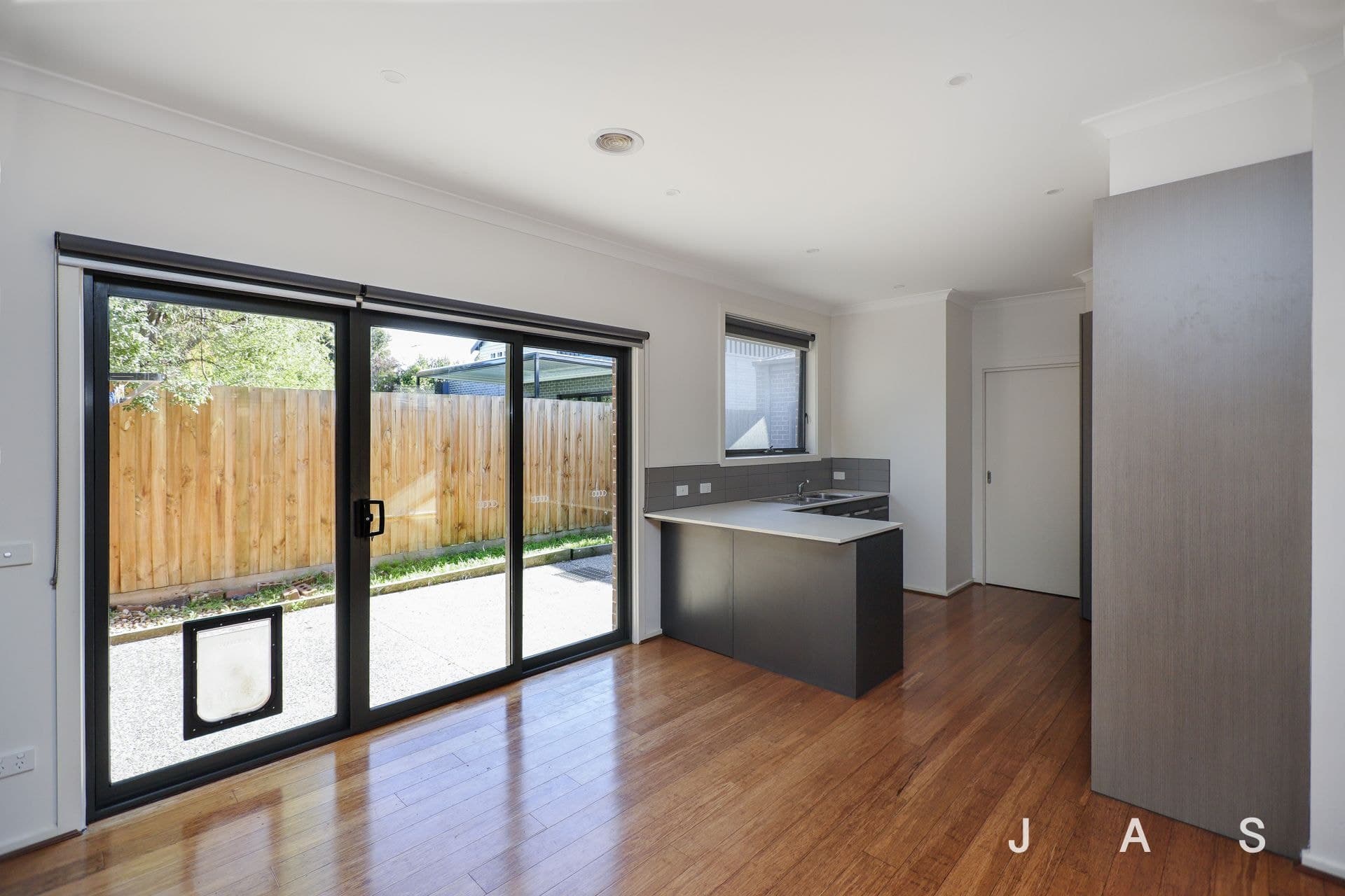 2/73 Stanhope Street West Footscray VIC, West Footscray - Thumbnail 3