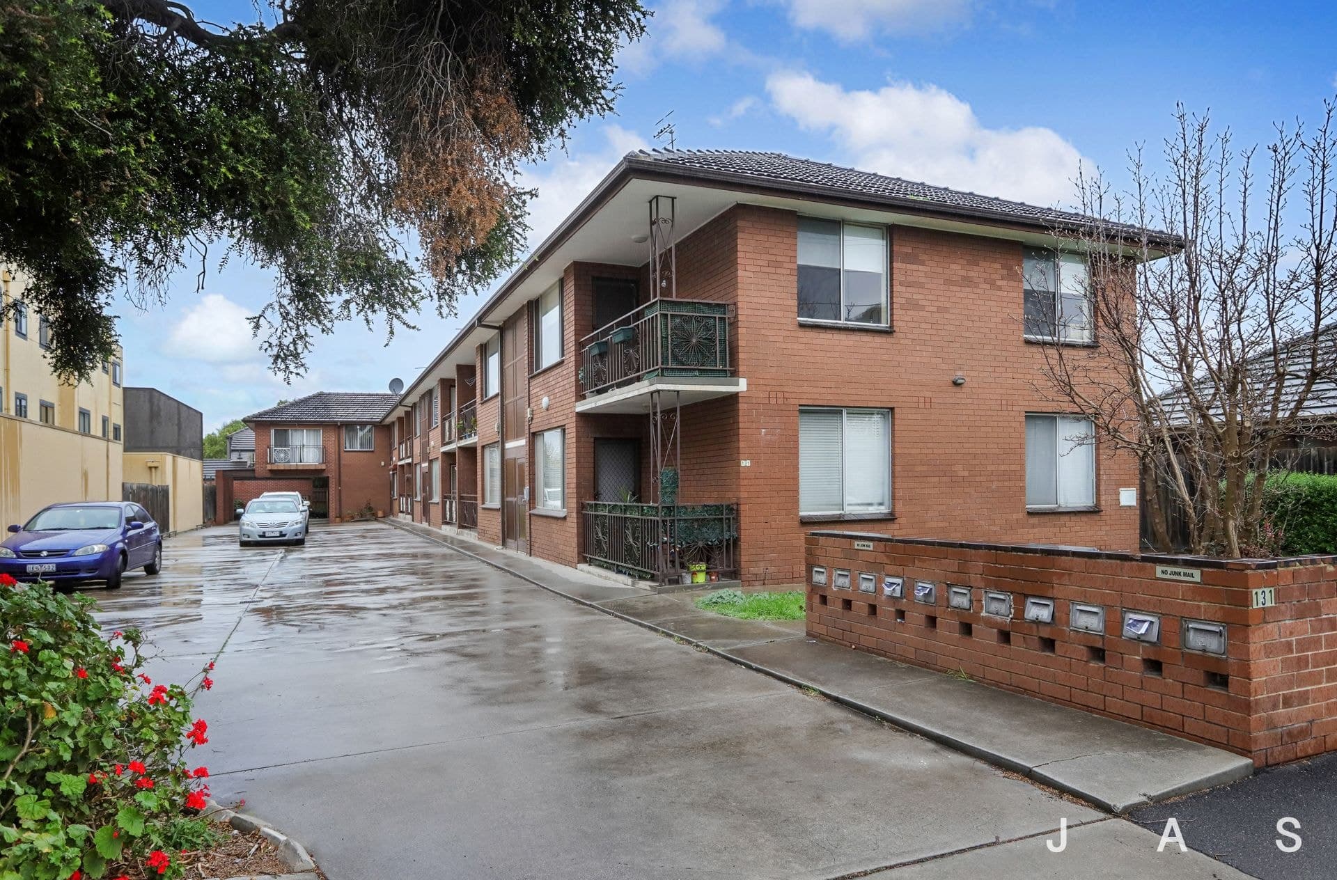8/131 Somerville Road Yarraville VIC, Yarraville - Thumbnail 2
