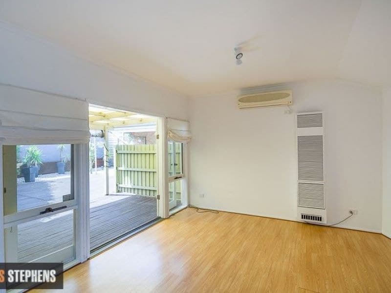 2/3 Waratah Street West Footscray VIC, West Footscray - Thumbnail 4