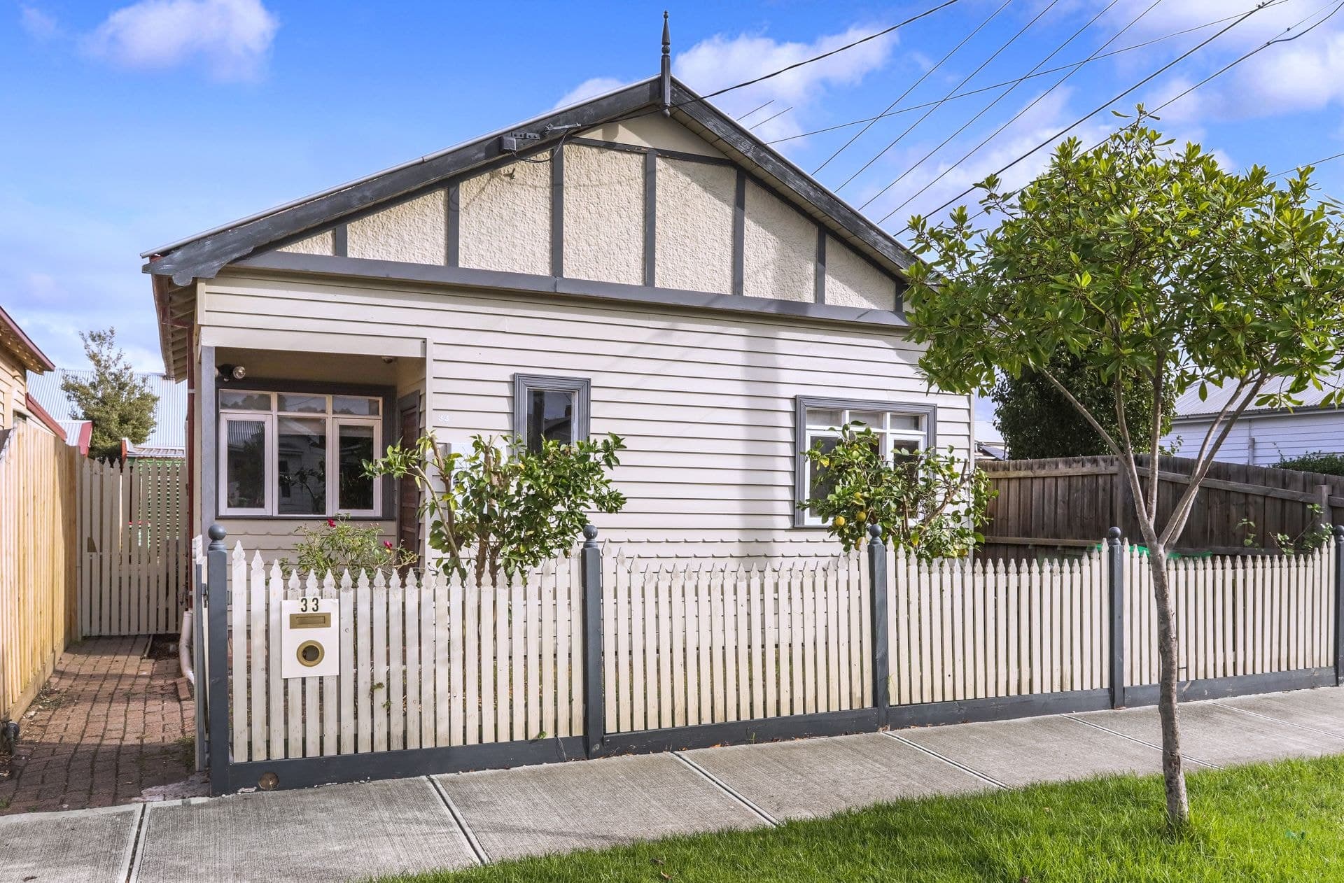33 Robbs Road West Footscray VIC, West Footscray - Thumbnail 2
