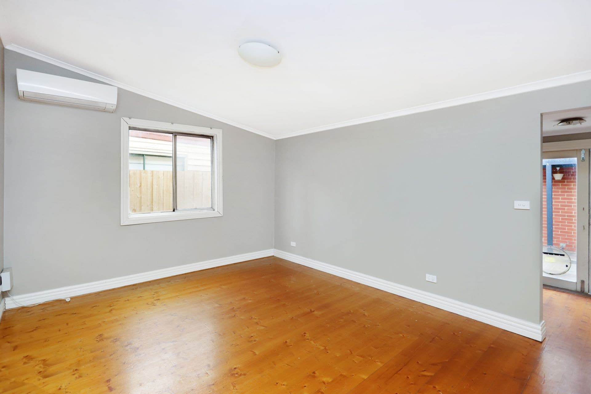 33 Robbs Road West Footscray VIC, West Footscray - Thumbnail 4