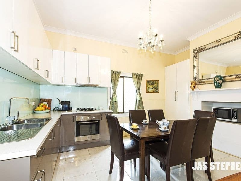 10 Stanlake Street WEST FOOTSCRAY VIC, West Footscray - Thumbnail 5