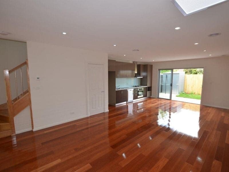 2/10 Greenham Street Maidstone VIC, Maidstone - Thumbnail 3