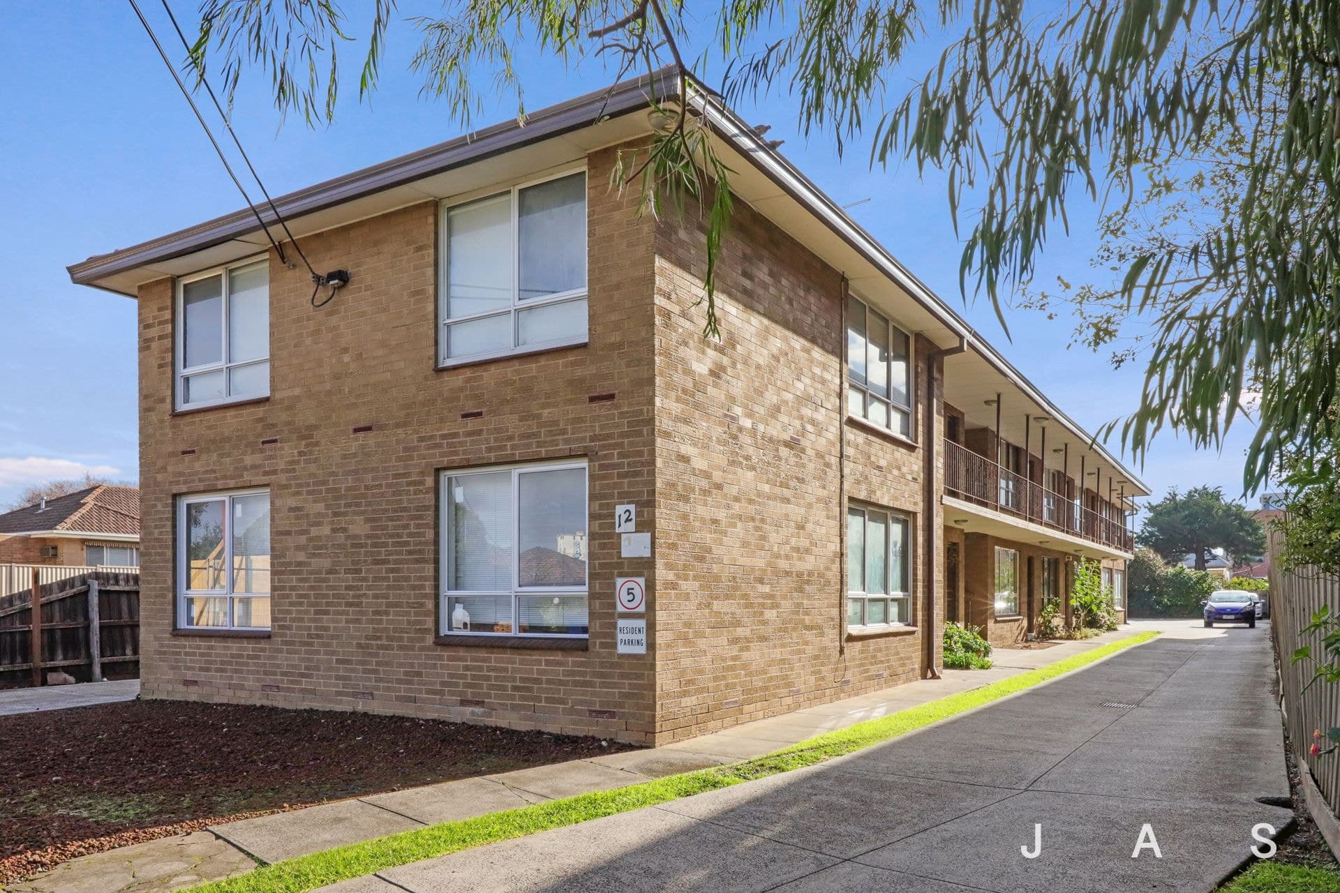 1/12 Carmichael Street West Footscray VIC, West Footscray - Thumbnail 2