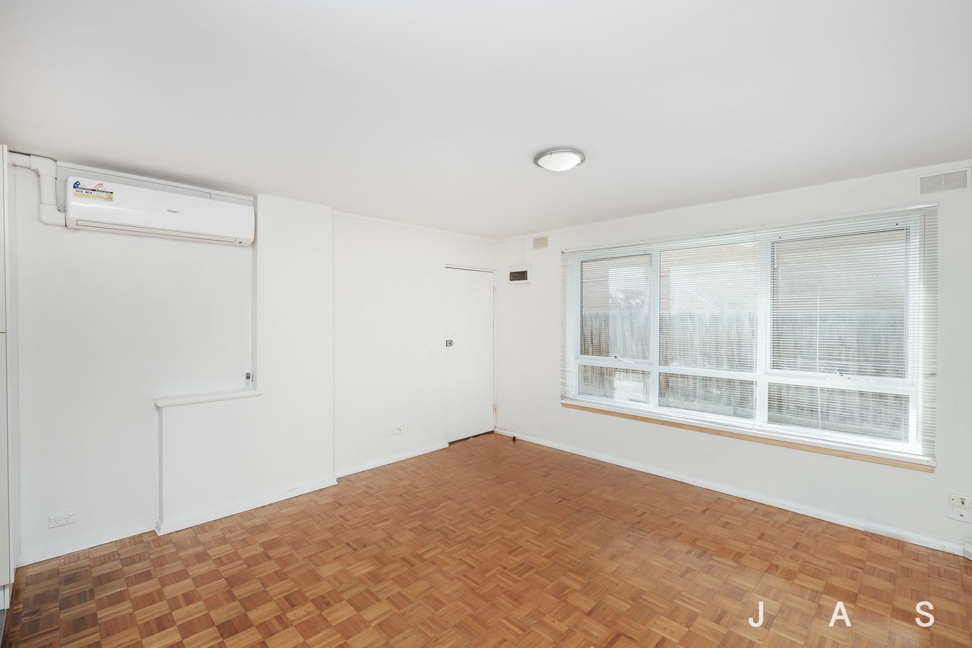 1/12 Carmichael Street West Footscray VIC, West Footscray - Thumbnail 5
