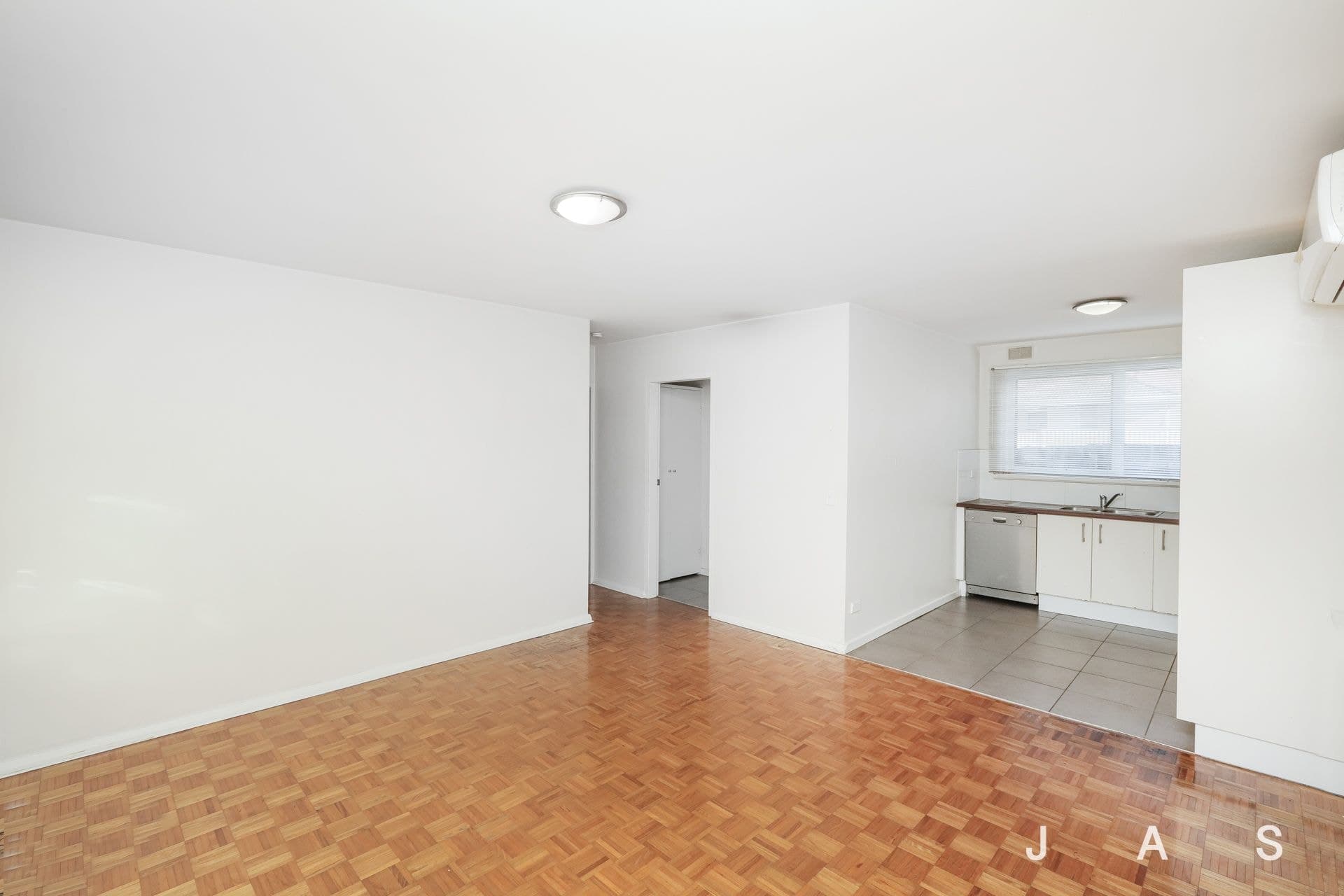 1/12 Carmichael Street West Footscray VIC, West Footscray - Thumbnail 6