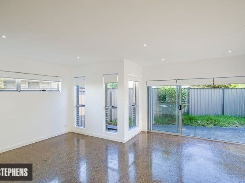 2/11 Hanna Street BRAYBROOK VIC, Braybrook - Thumbnail 7